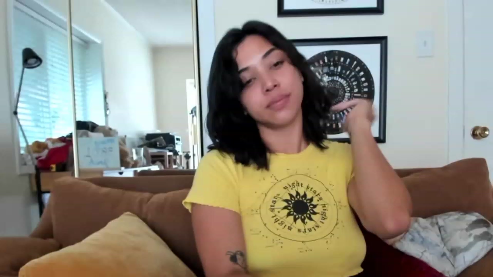 Gallery image thumbnail from KissingHigh's myfreecams stream on, 05/28/2023, 17:44 image 7 of 20