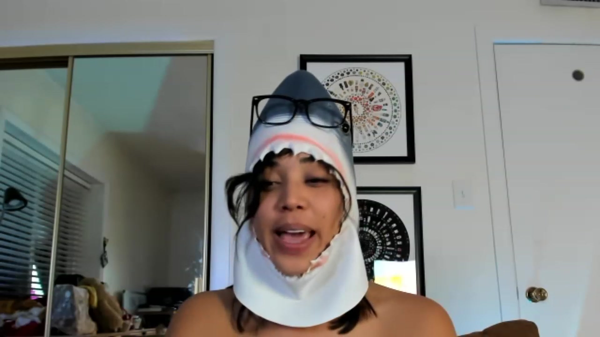 Gallery image thumbnail from KissingHigh's myfreecams stream on, 06/09/2023, 05:45 image 19 of 20