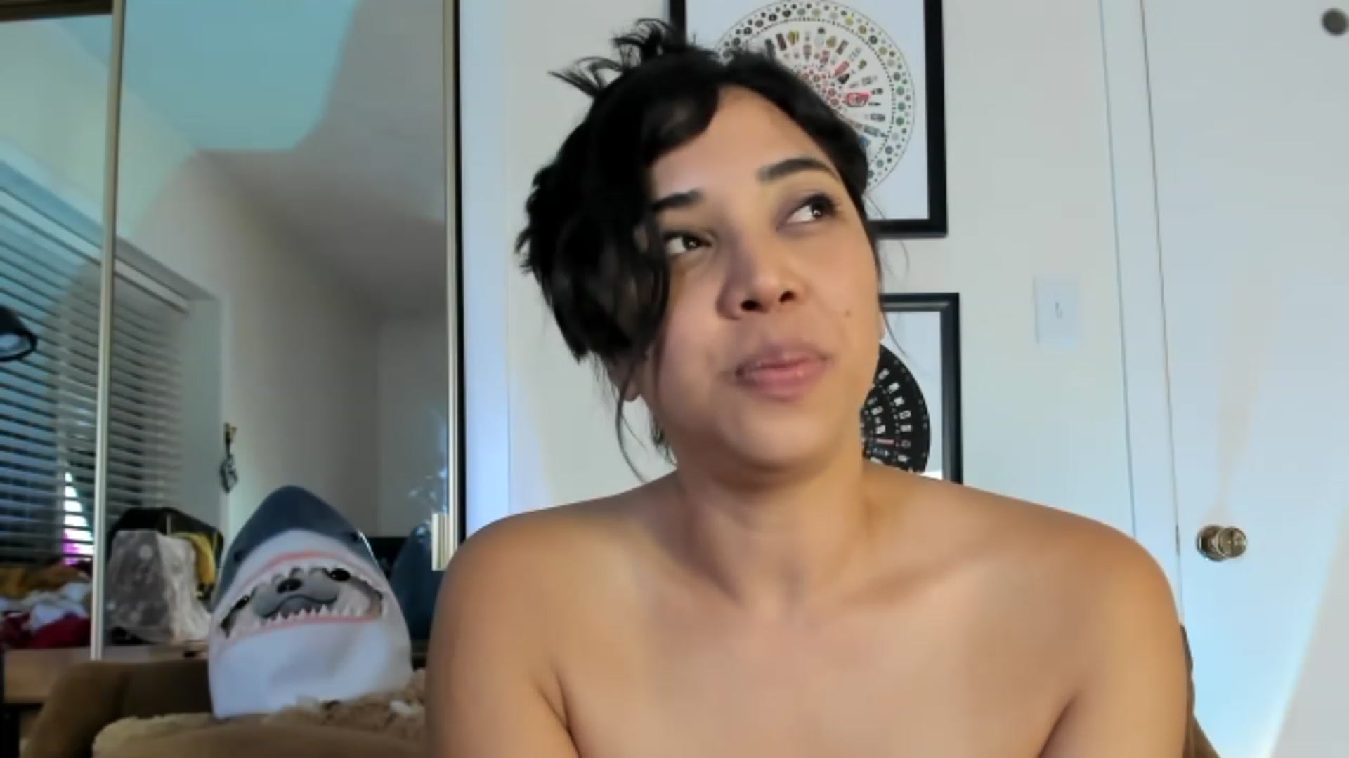 Gallery image thumbnail from KissingHigh's myfreecams stream on, 06/09/2023, 07:25 image 5 of 20