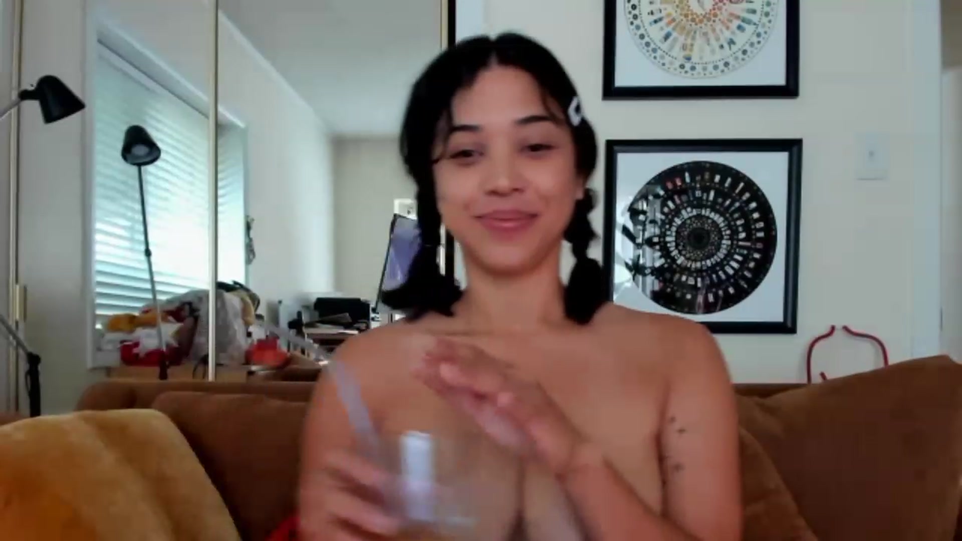 Gallery image thumbnail from KissingHigh's myfreecams stream on, 06/18/2023, 18:56 image 10 of 20