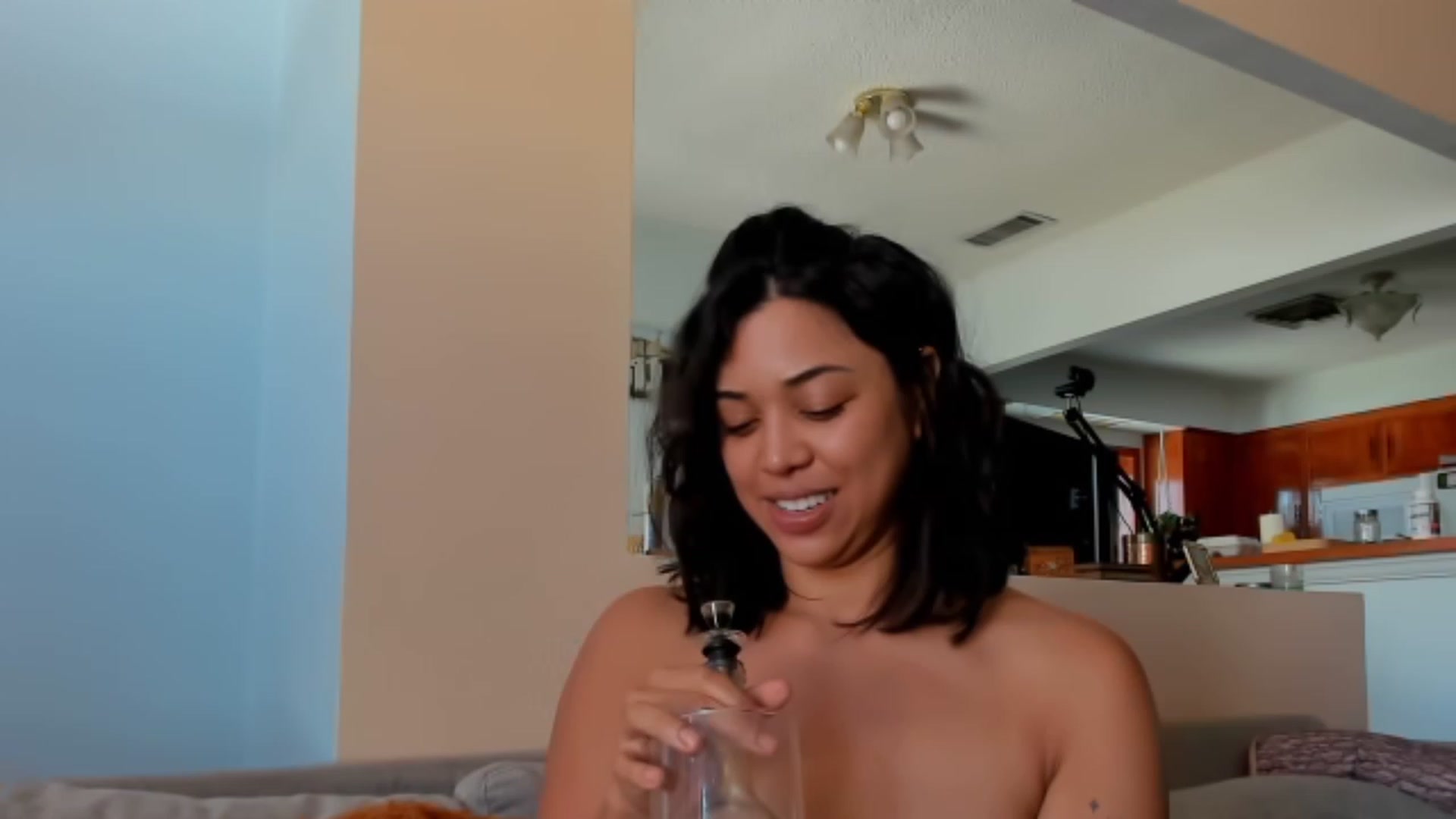 Gallery image thumbnail from KissingHigh's myfreecams stream on, 07/09/2023, 18:02 image 1 of 20