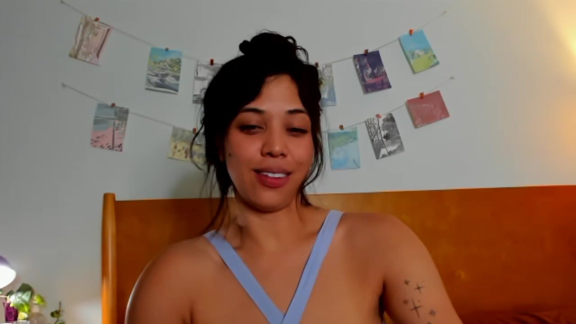 Gallery image thumbnail from KissingHigh's myfreecams stream on, 07/14/2023, 05:45 image 9 of 20