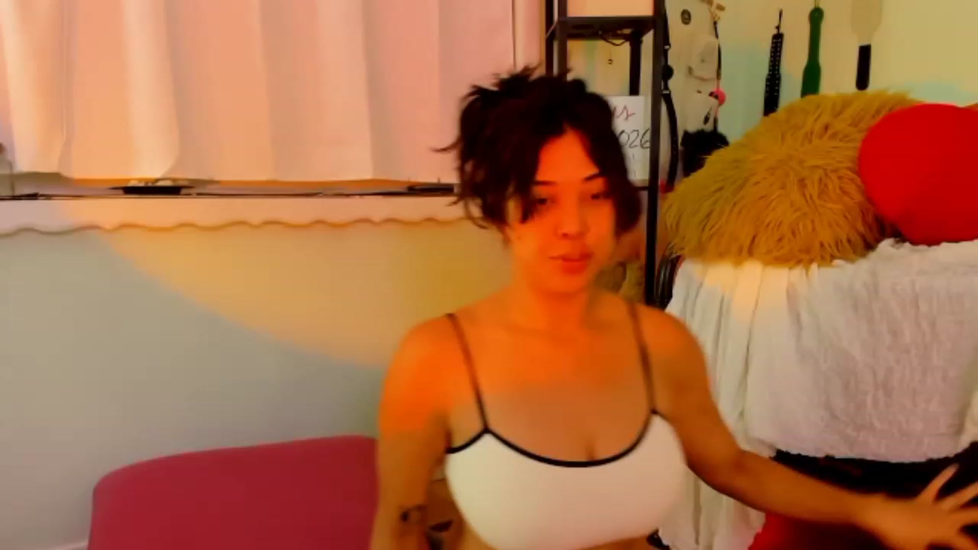 Gallery image thumbnail from KissingHigh's myfreecams stream on, 07/23/2023, 04:20 image 3 of 20