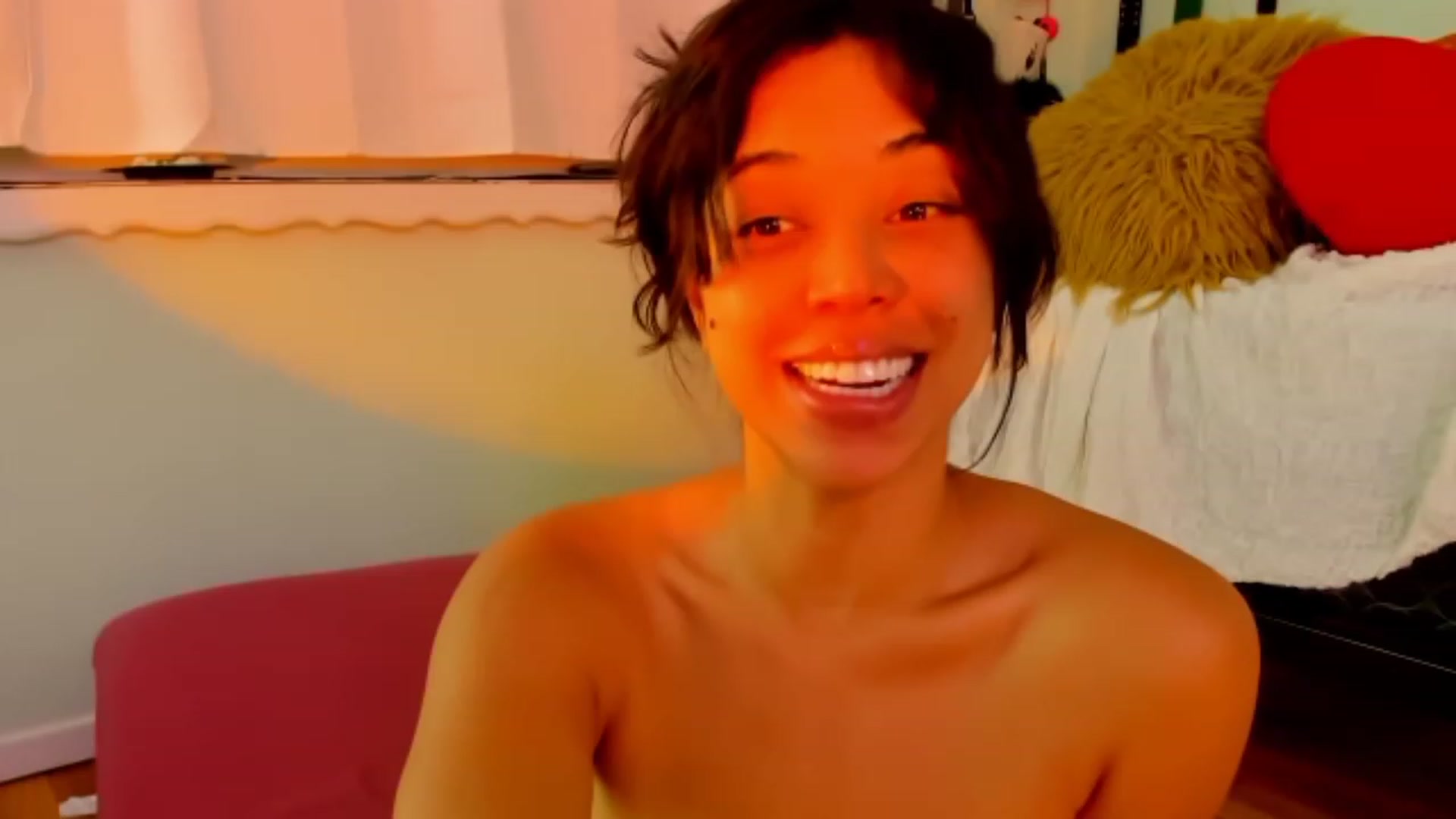 Gallery image thumbnail from KissingHigh's myfreecams stream on, 07/23/2023, 04:20 image 15 of 20