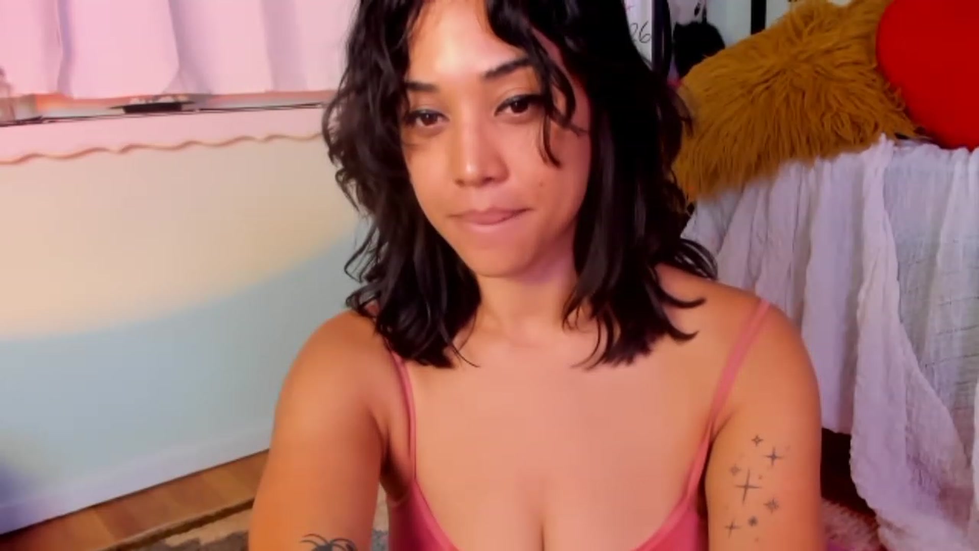 Gallery image thumbnail from KissingHigh's myfreecams stream on, 07/28/2023, 05:40 image 16 of 20