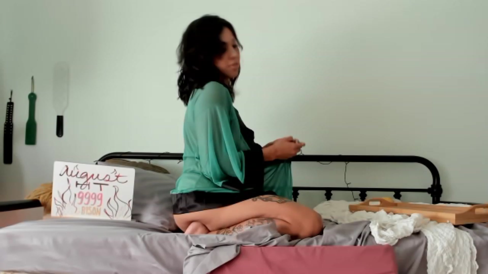Gallery image thumbnail from KissingHigh's myfreecams stream on, 08/06/2023, 01:11 image 14 of 20