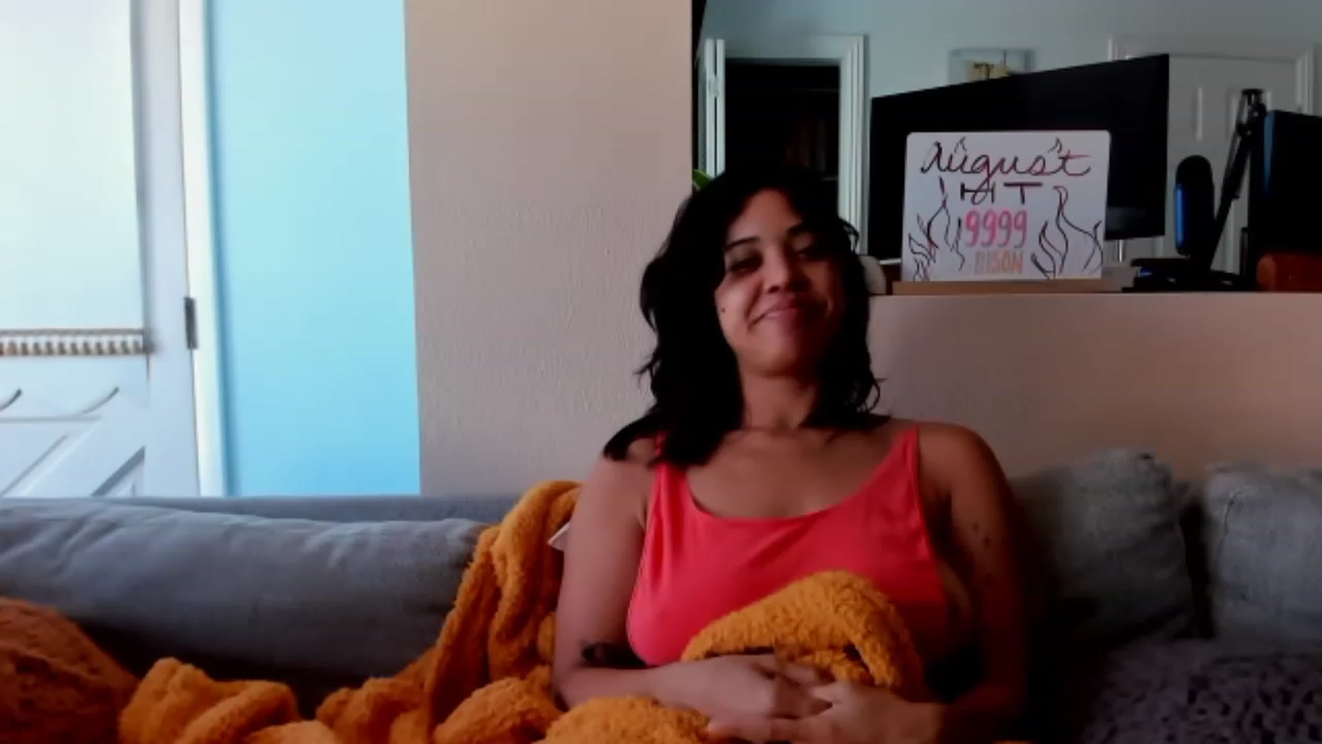 Gallery image thumbnail from KissingHigh's myfreecams stream on, 08/13/2023, 17:41 image 3 of 20