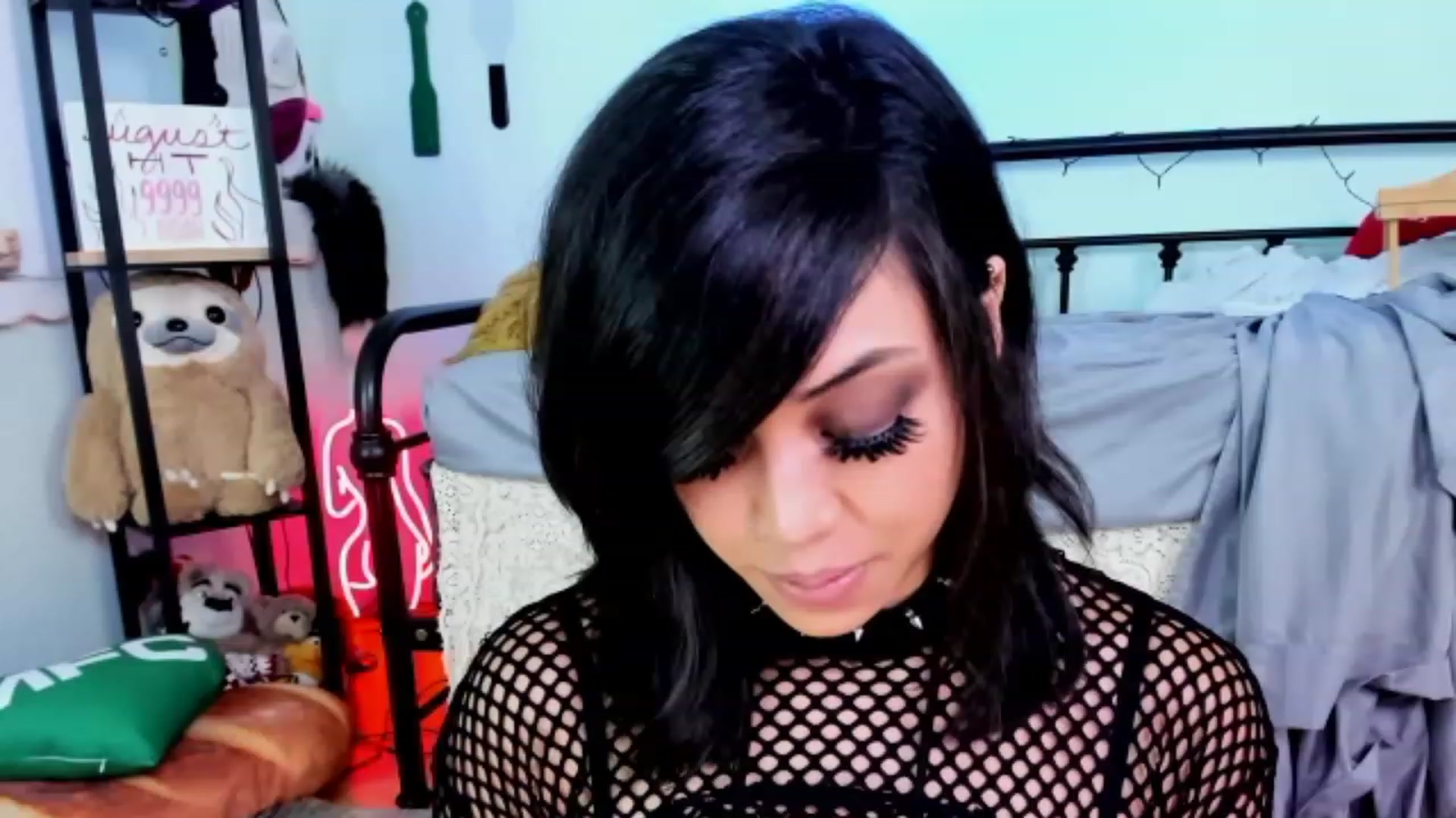 Gallery image thumbnail from KissingHigh's myfreecams stream on, 08/20/2023, 03:18 image 20 of 20