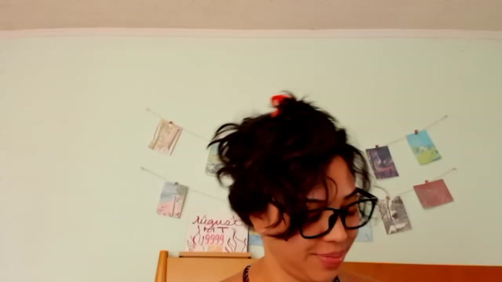 Gallery image thumbnail from KissingHigh's myfreecams stream on, 08/27/2023, 17:43 image 7 of 20