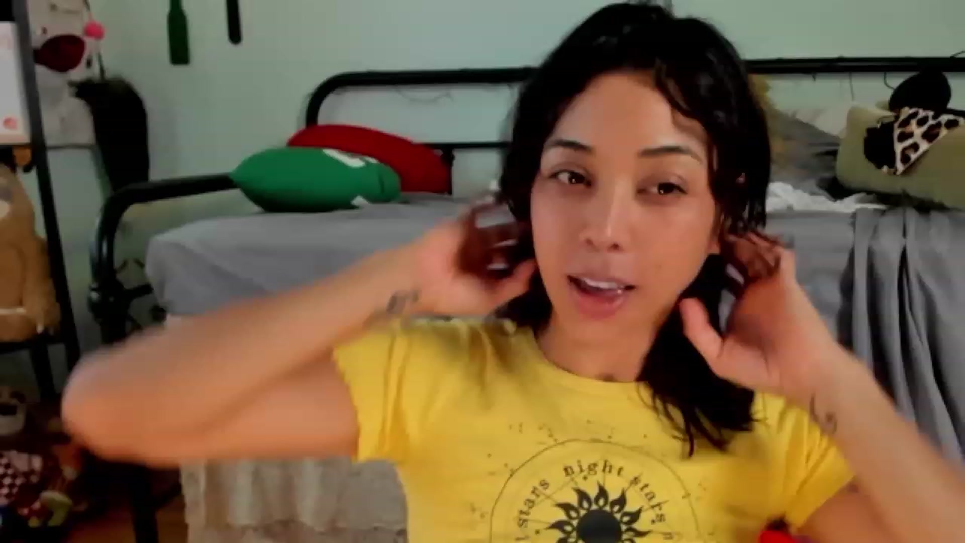Gallery image thumbnail from KissingHigh's myfreecams stream on, 09/24/2023, 24:30 image 18 of 20
