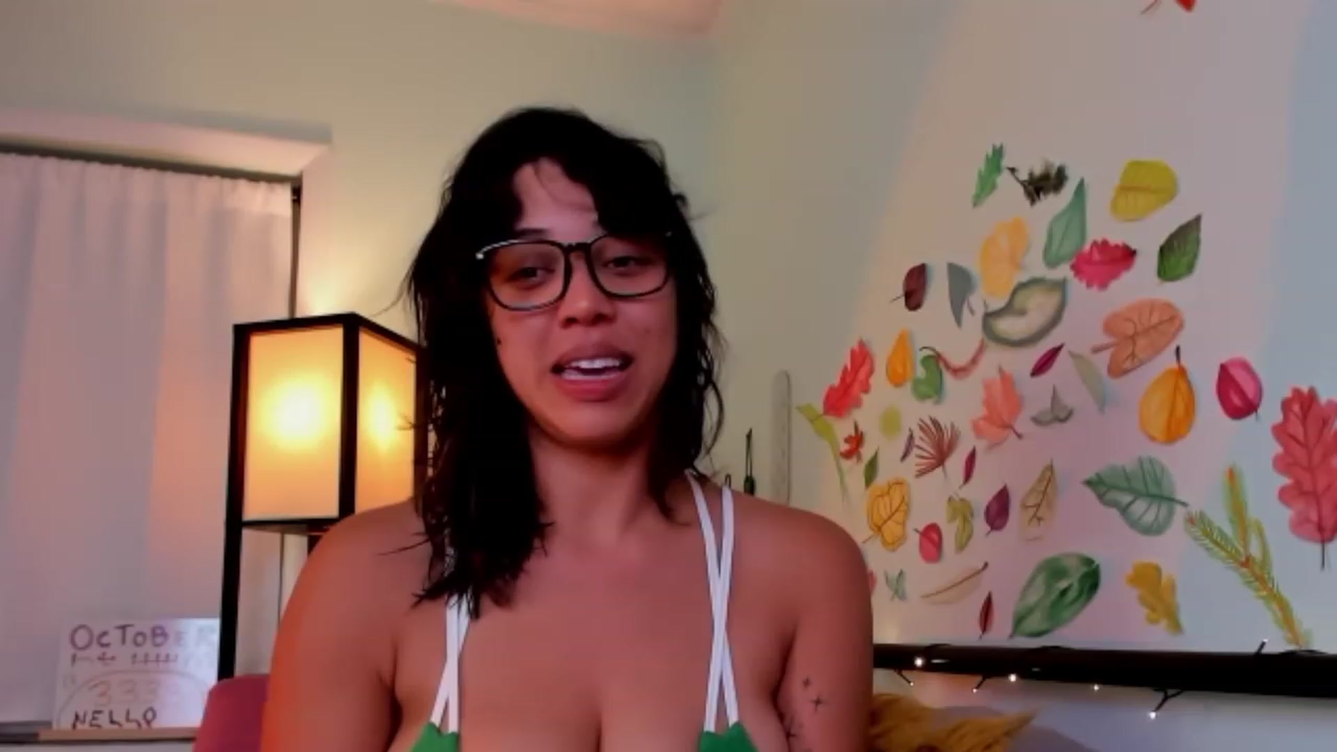 Gallery image thumbnail from KissingHigh's myfreecams stream on, 10/17/2023, 04:42 image 10 of 20