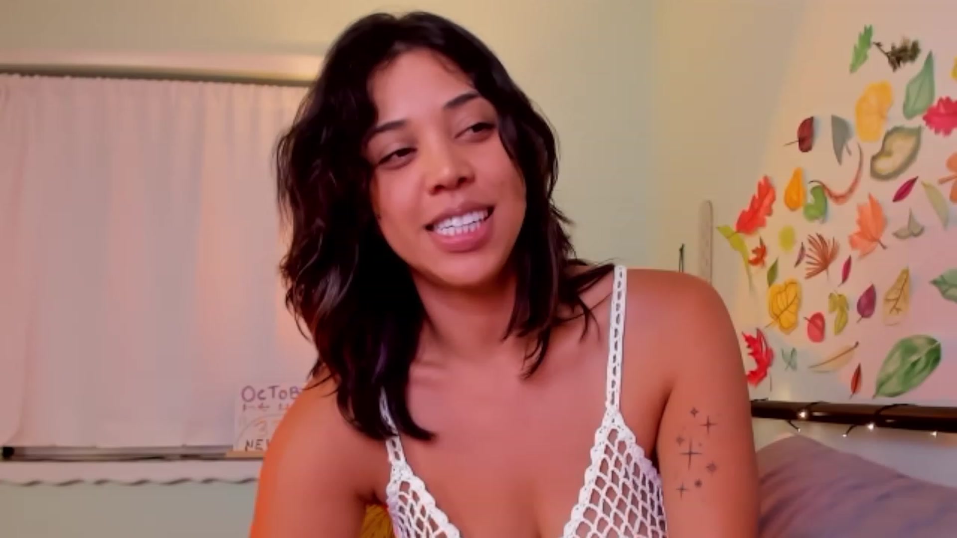 Gallery image thumbnail from KissingHigh's myfreecams stream on, 10/20/2023, 04:32 image 5 of 20