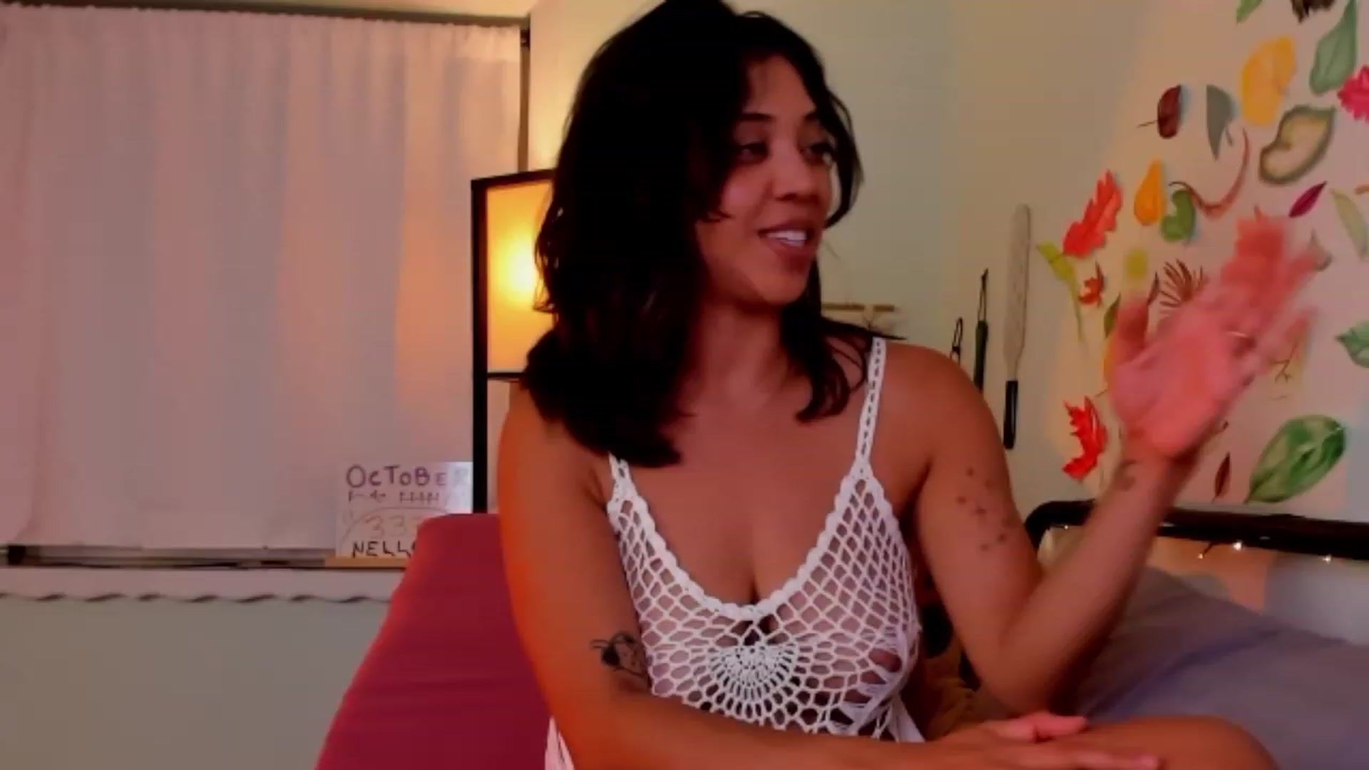 Gallery image thumbnail from KissingHigh's myfreecams stream on, 10/20/2023, 04:32 image 1 of 20
