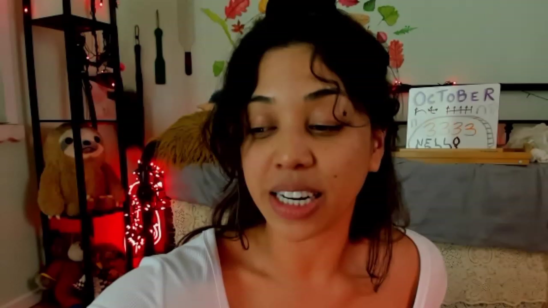 Gallery image thumbnail from KissingHigh's myfreecams stream on, 10/27/2023, 07:15 image 13 of 20