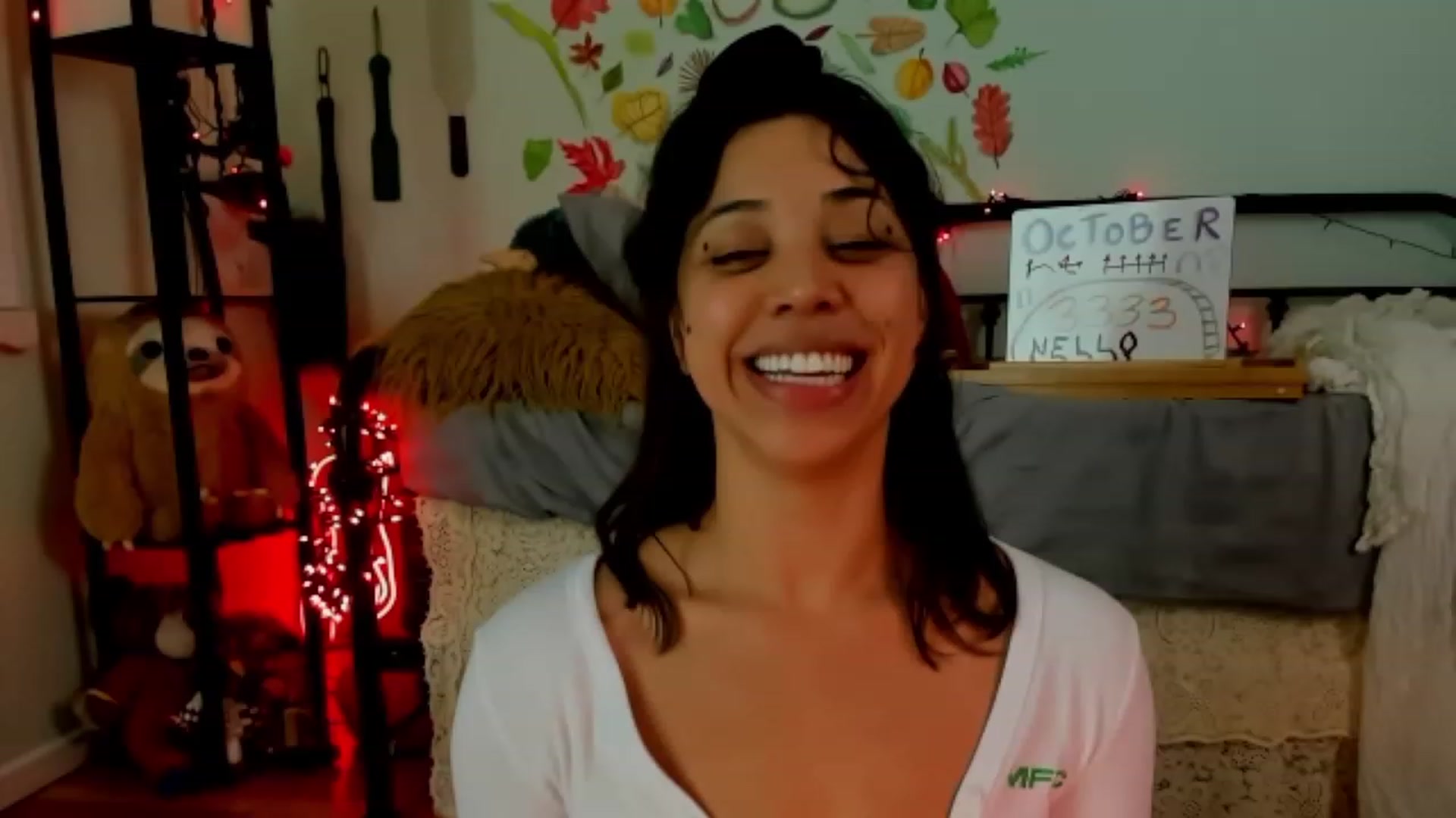 Gallery image thumbnail from KissingHigh's myfreecams stream on, 10/27/2023, 07:15 image 19 of 20