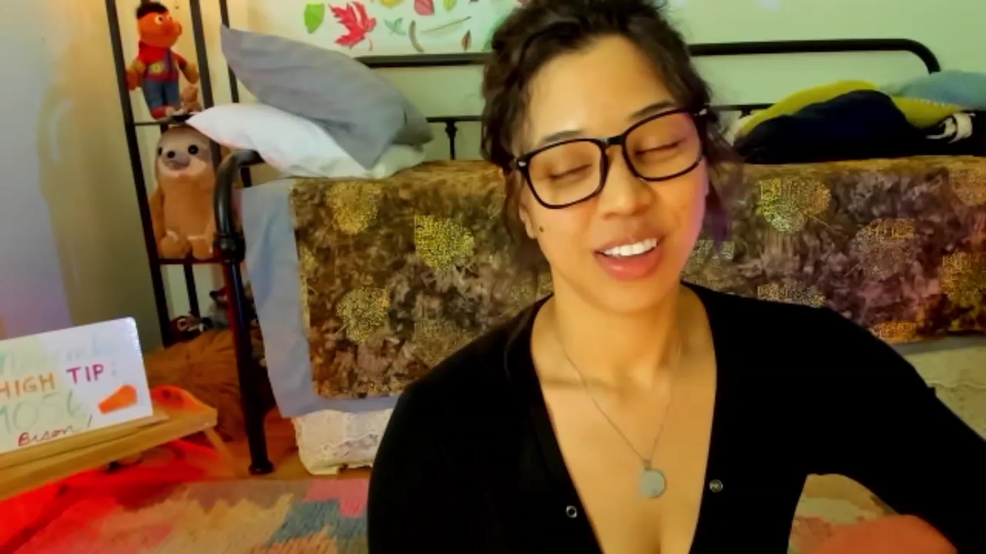 Gallery image thumbnail from KissingHigh's myfreecams stream on, 11/14/2023, 05:35 image 20 of 20