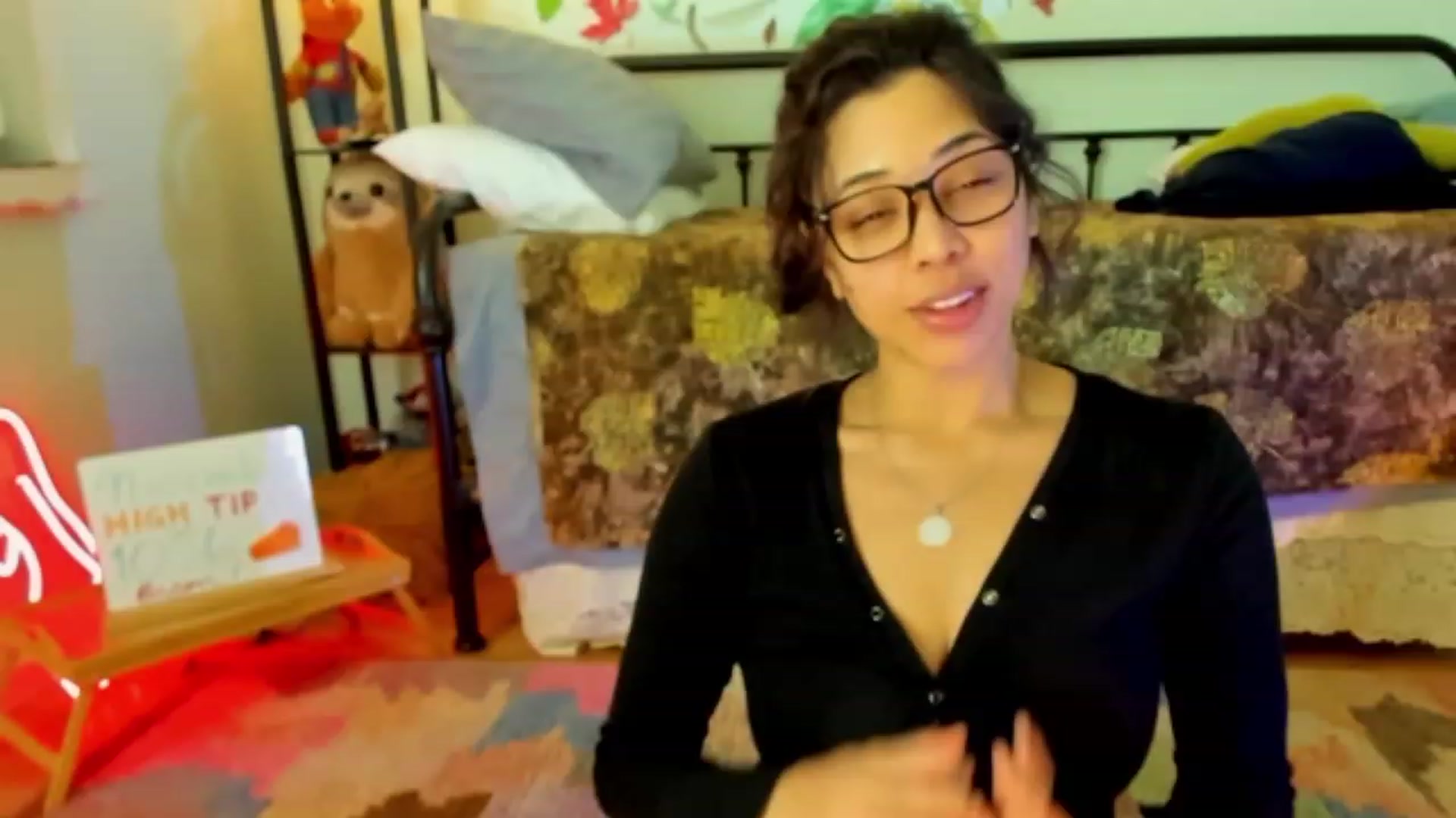 Gallery image thumbnail from KissingHigh's myfreecams stream on, 11/14/2023, 05:35 image 7 of 20