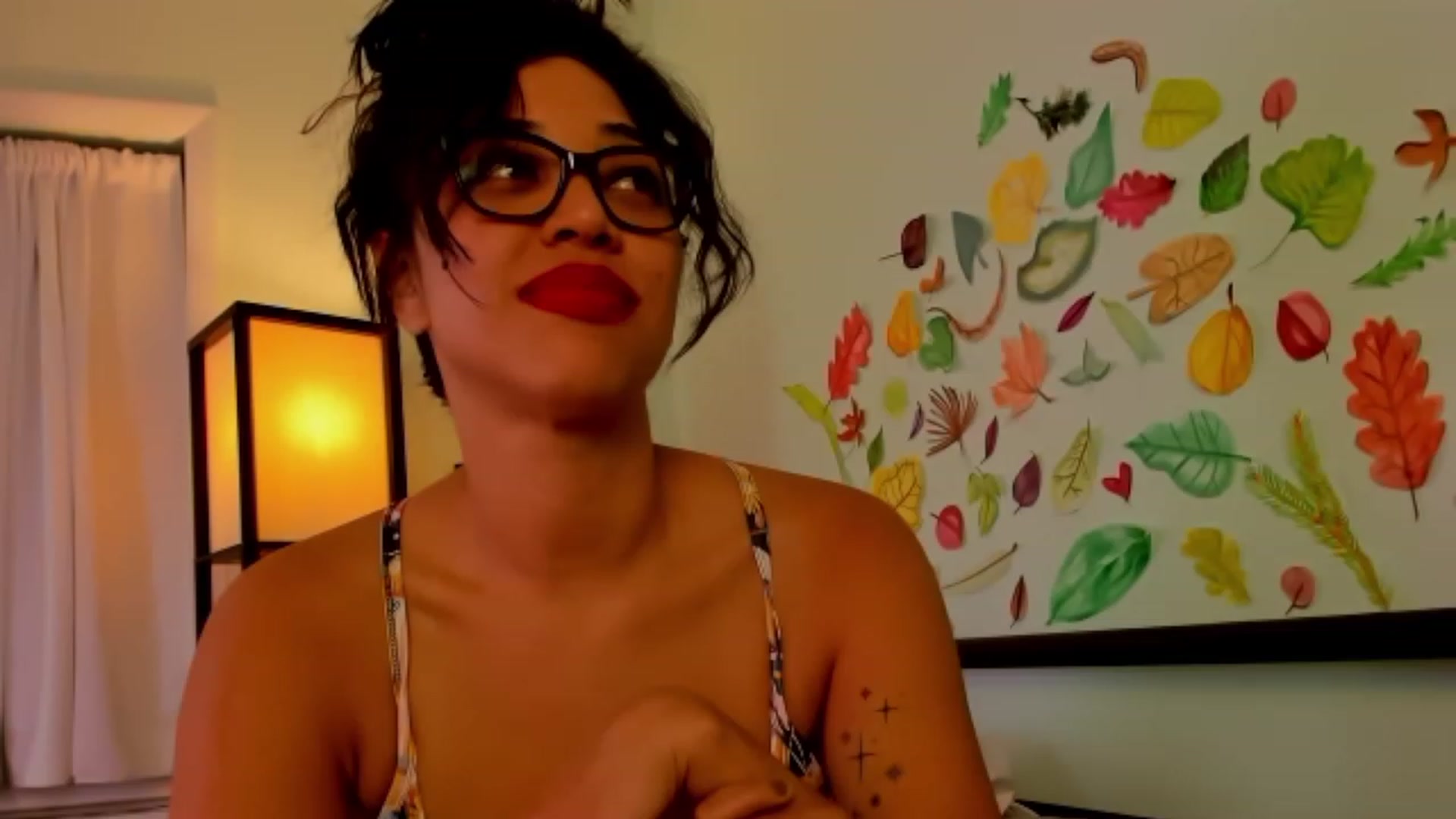 Gallery image thumbnail from KissingHigh's myfreecams stream on, 11/17/2023, 05:14 image 15 of 20