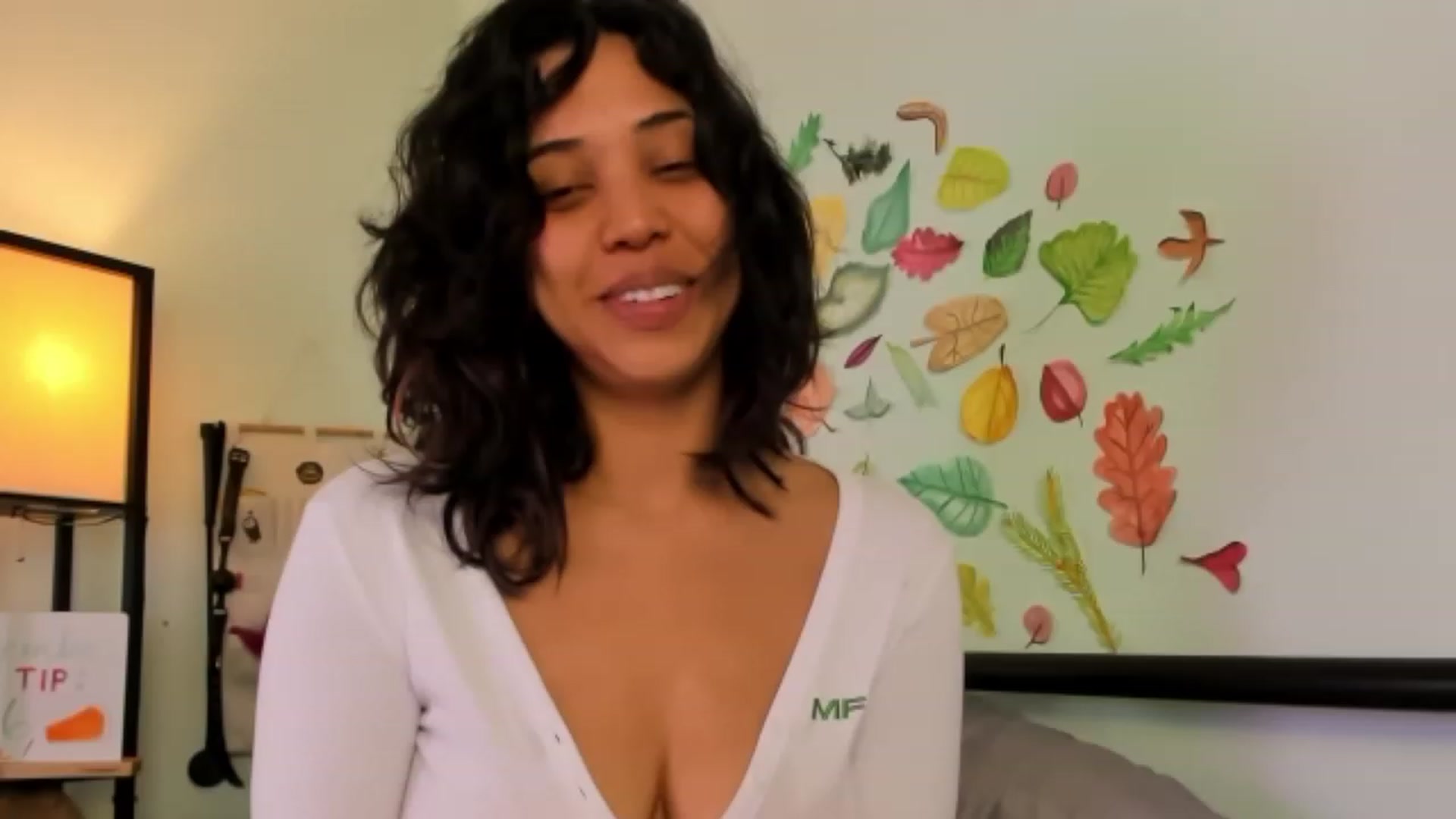 Gallery image thumbnail from KissingHigh's myfreecams stream on, 11/19/2023, 06:49 image 5 of 20