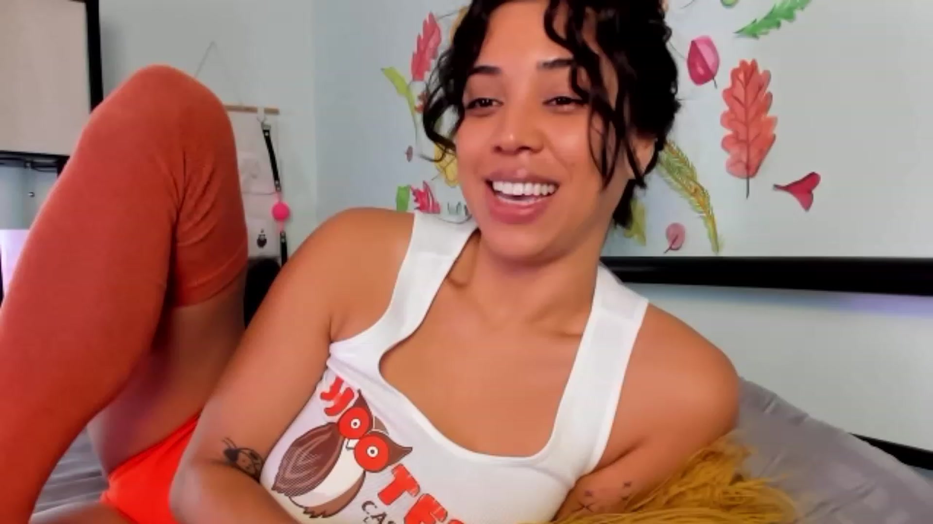 Gallery image thumbnail from KissingHigh's myfreecams stream on, 11/26/2023, 18:45 image 1 of 20
