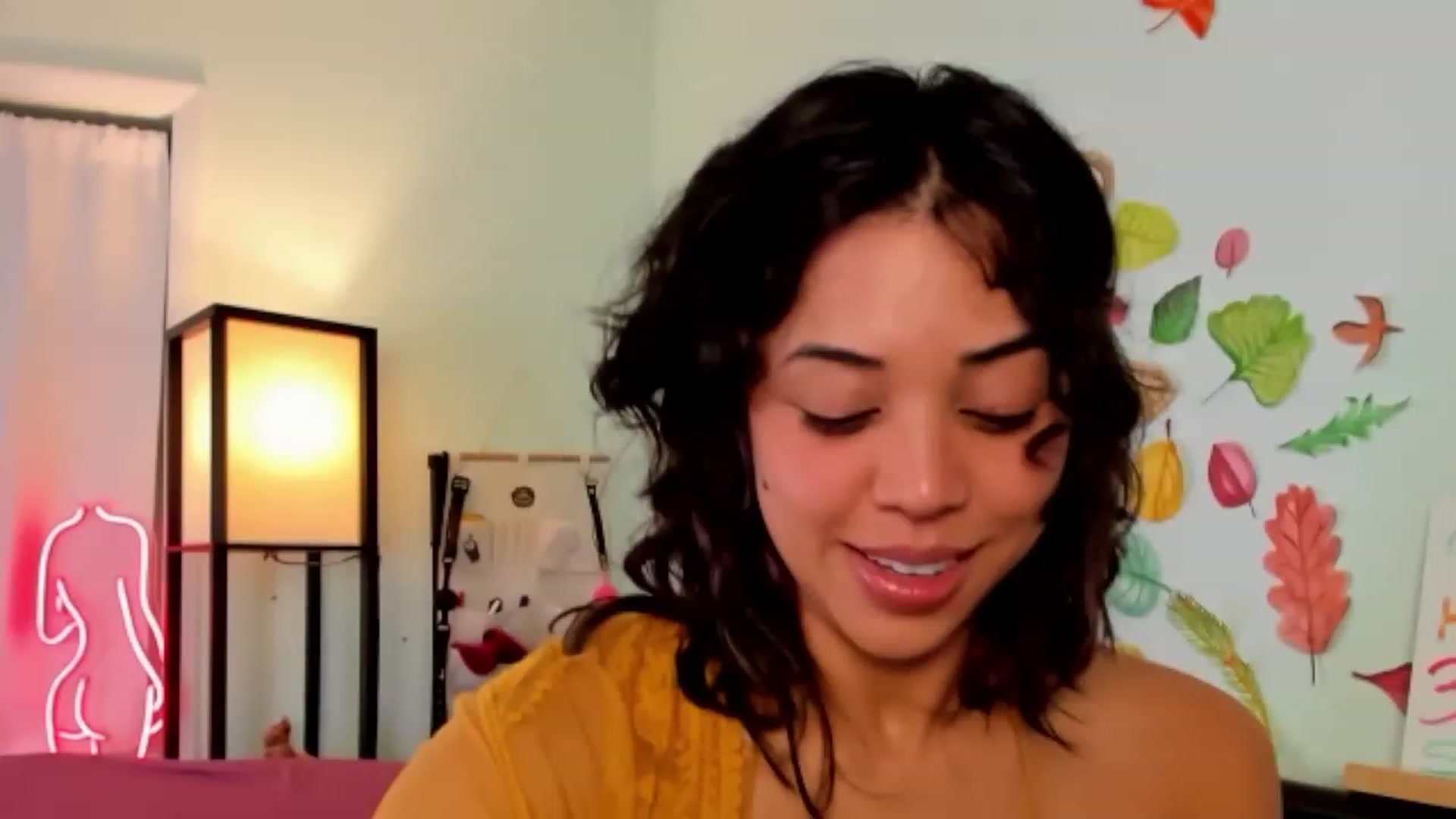Gallery image thumbnail from KissingHigh's myfreecams stream on, 12/01/2023, 05:29 image 6 of 20