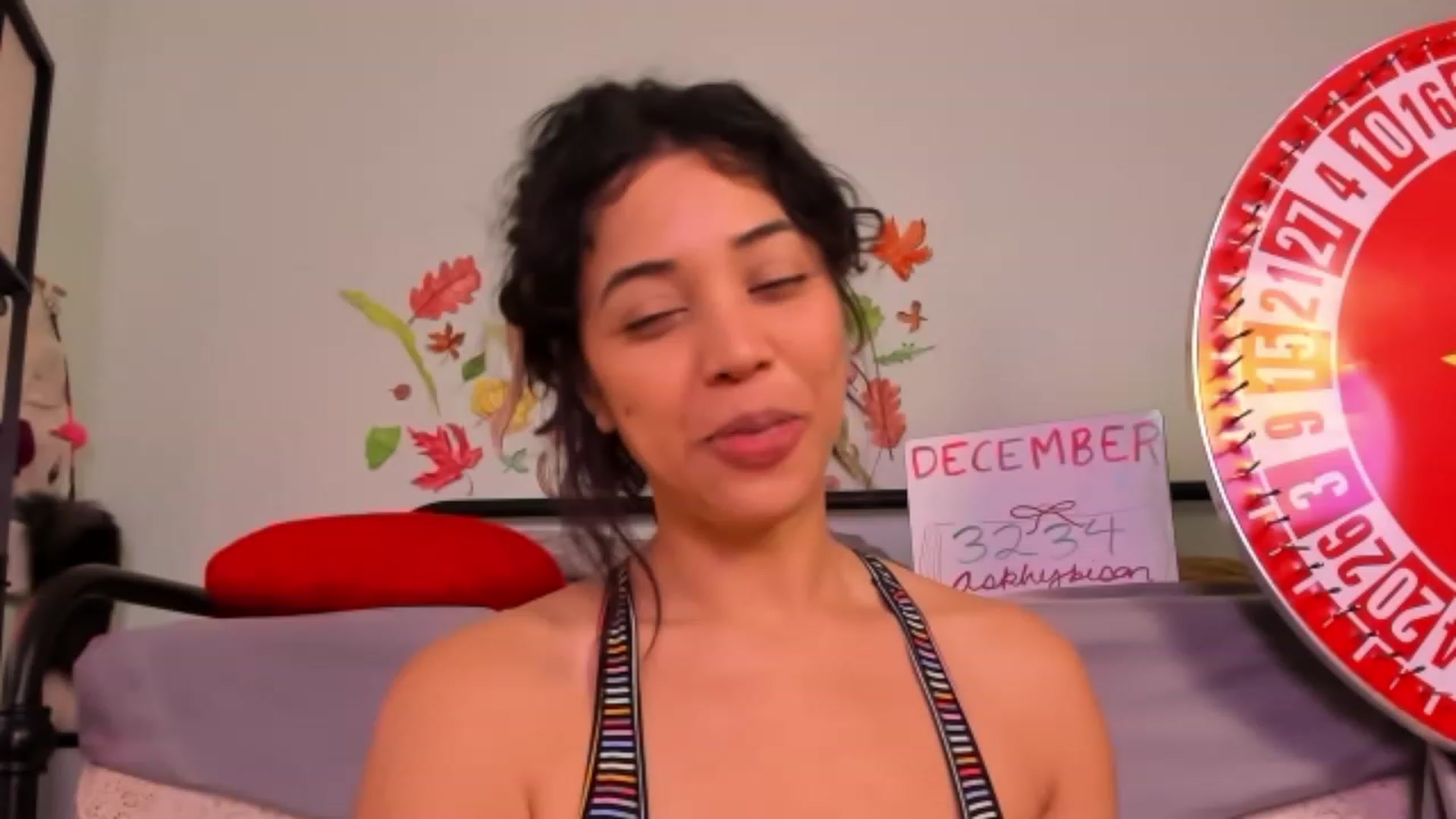 Gallery image thumbnail from KissingHigh's myfreecams stream on, 12/14/2023, 23:35 image 18 of 20
