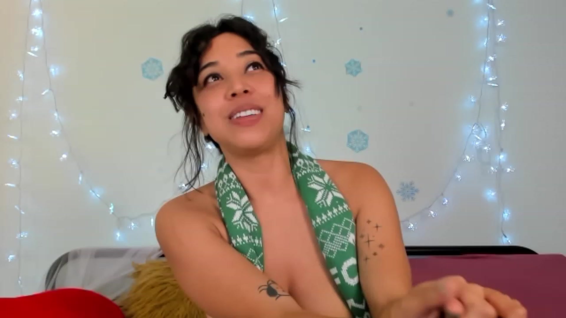 Gallery image thumbnail from KissingHigh's myfreecams stream on, 12/22/2023, 19:46 image 11 of 20