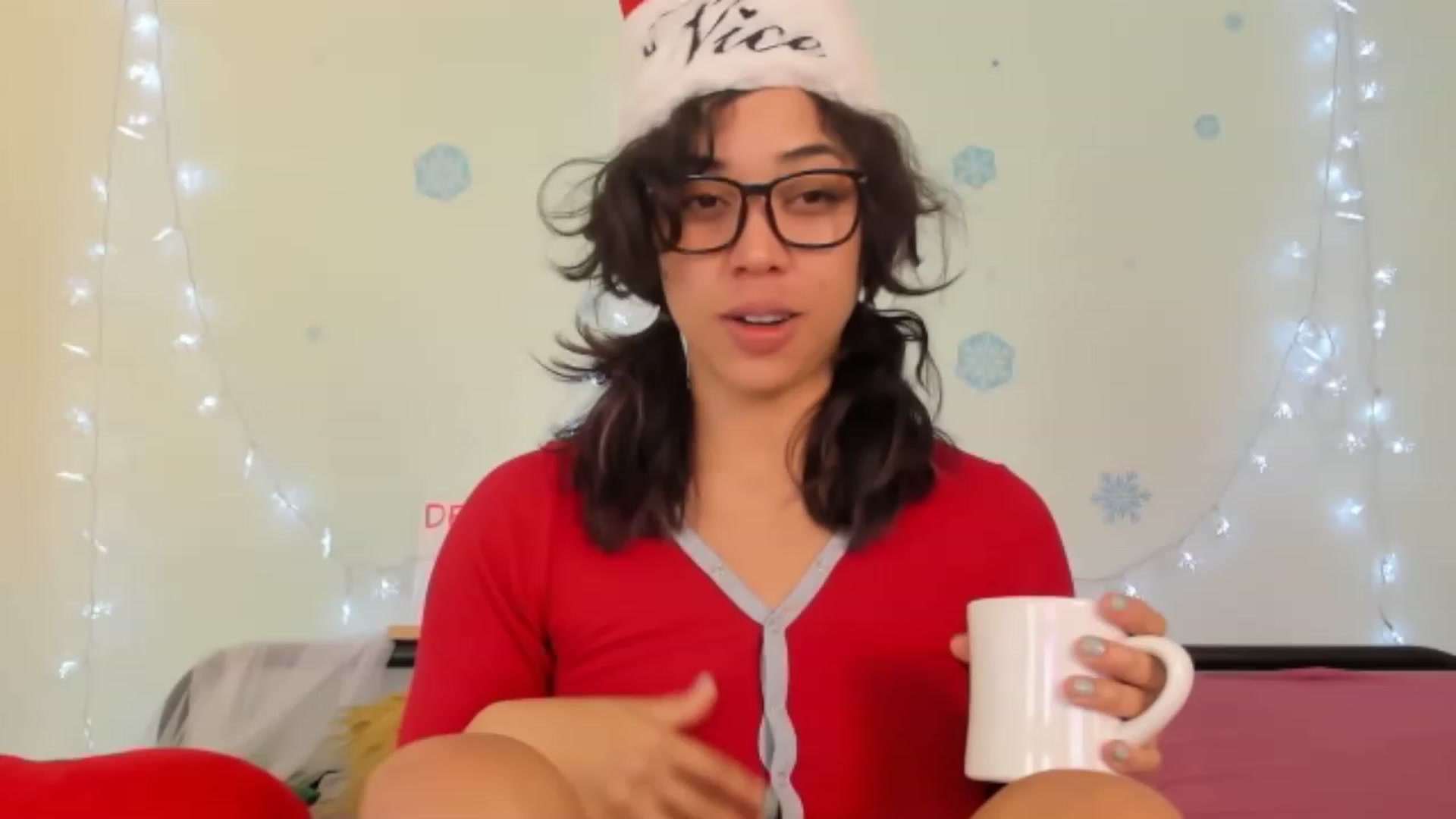 Gallery image thumbnail from KissingHigh's myfreecams stream on, 12/24/2023, 18:40 image 9 of 20