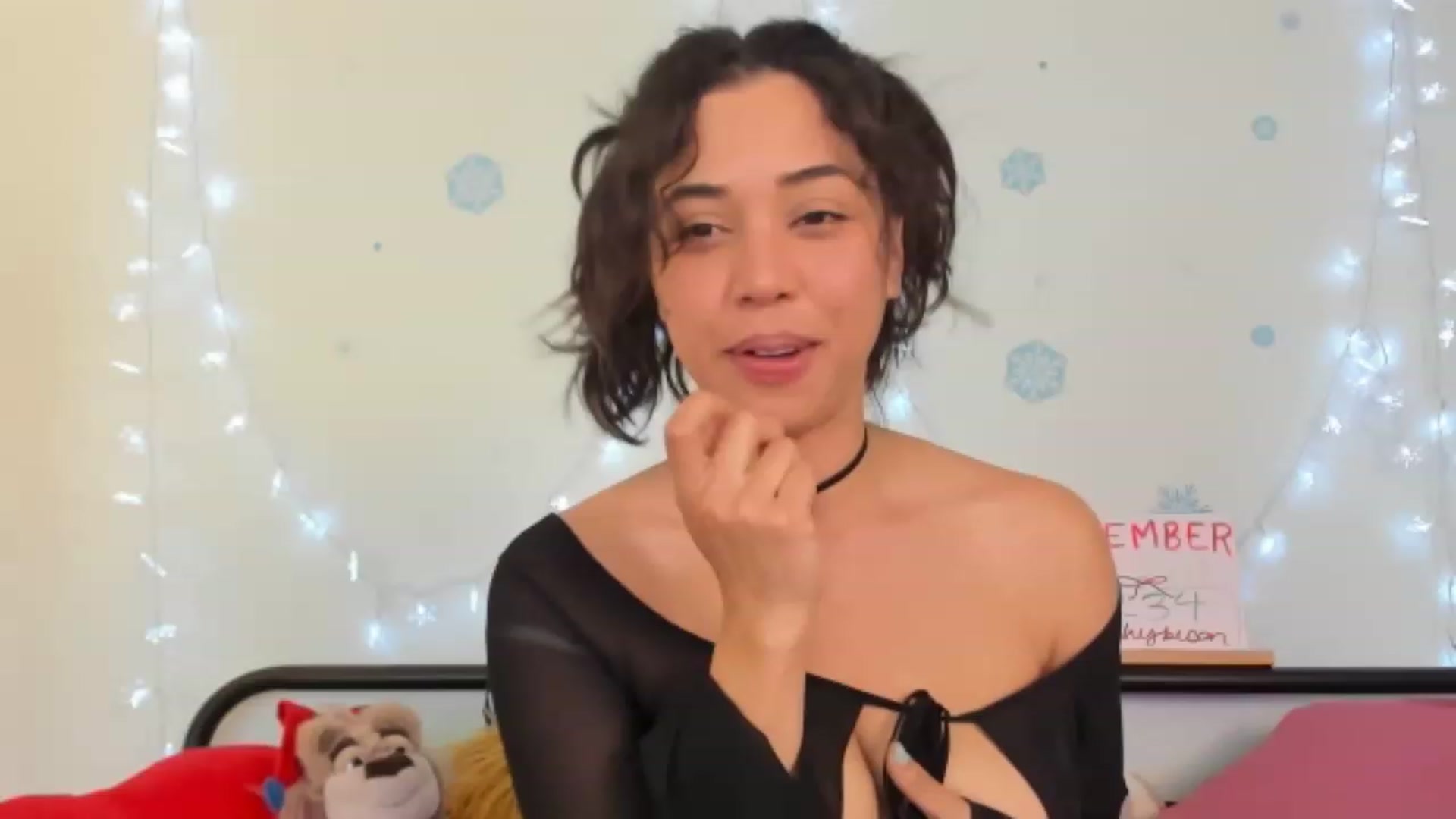 Gallery image thumbnail from KissingHigh's myfreecams stream on, 12/29/2023, 05:21 image 13 of 20