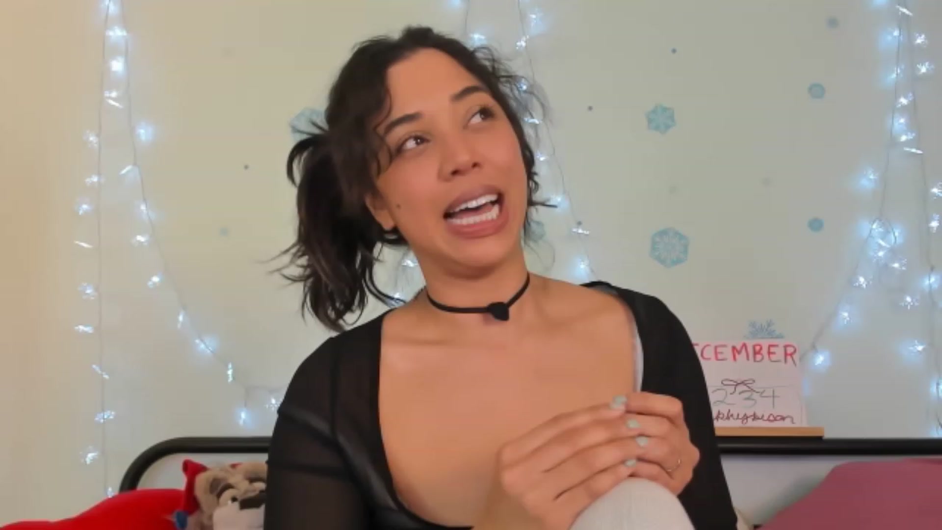 Gallery image thumbnail from KissingHigh's myfreecams stream on, 12/29/2023, 05:21 image 8 of 20