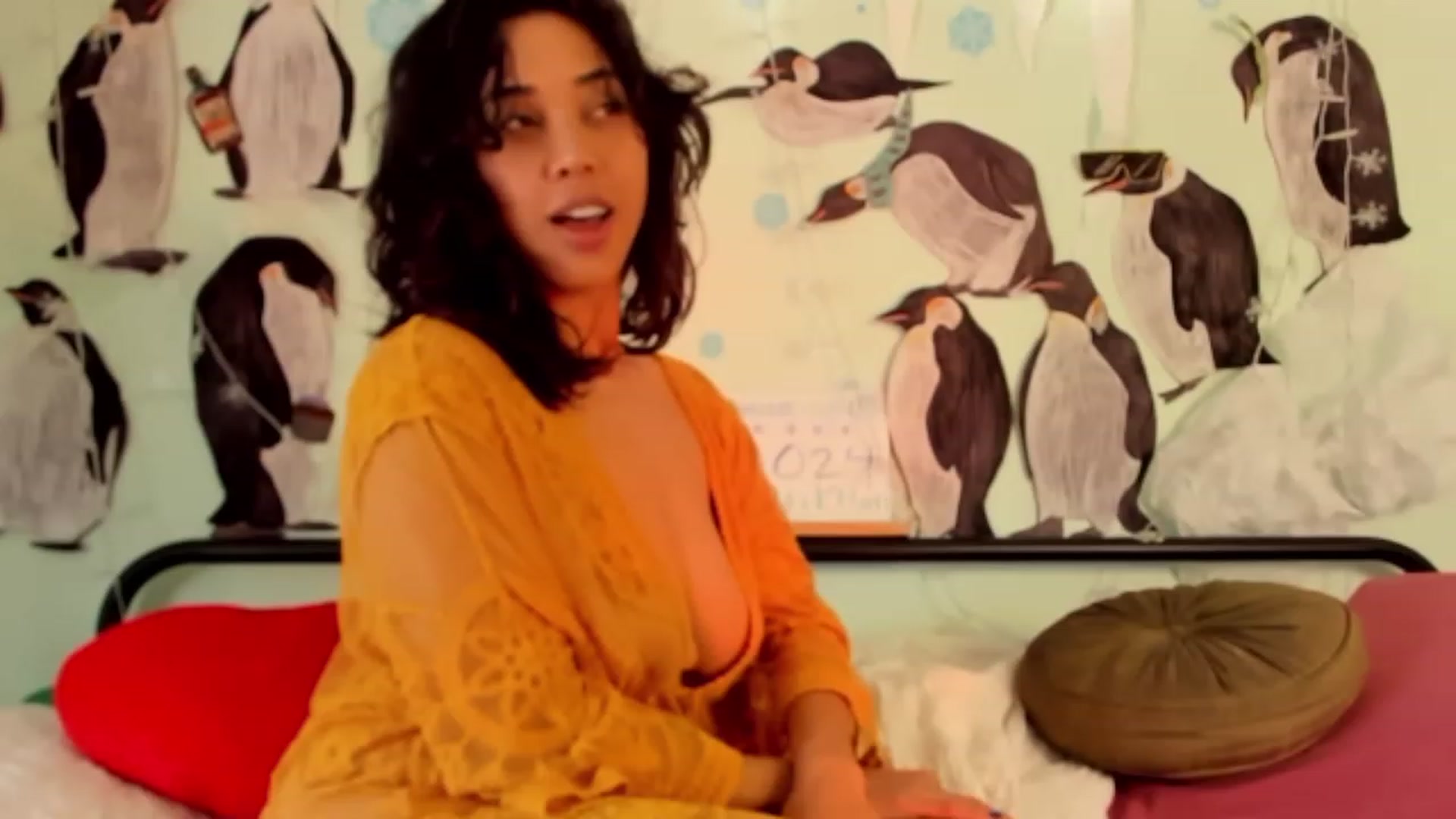 Gallery image thumbnail from KissingHigh's myfreecams stream on, 01/16/2024, 22:46 image 15 of 20