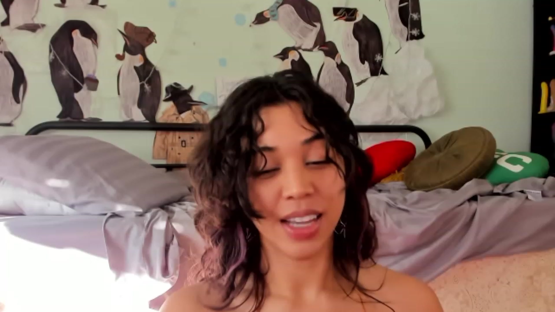 Gallery image thumbnail from KissingHigh's myfreecams stream on, 01/25/2024, 23:22 image 14 of 20
