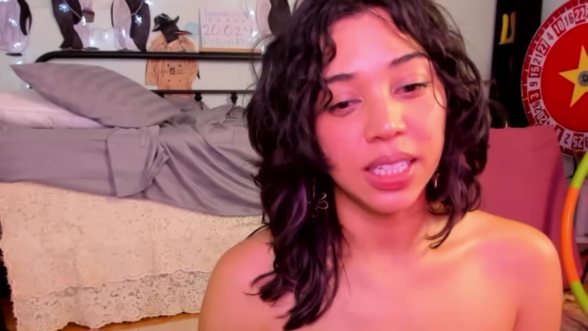Gallery image thumbnail from KissingHigh's myfreecams stream on, 01/26/2024, 24:27 image 18 of 20
