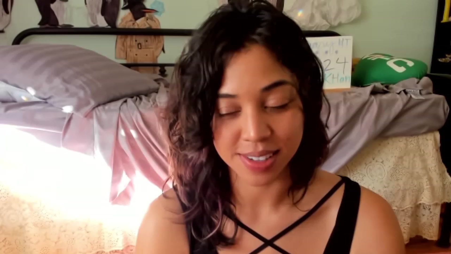 Gallery image thumbnail from KissingHigh's myfreecams stream on, 01/30/2024, 23:26 image 13 of 20