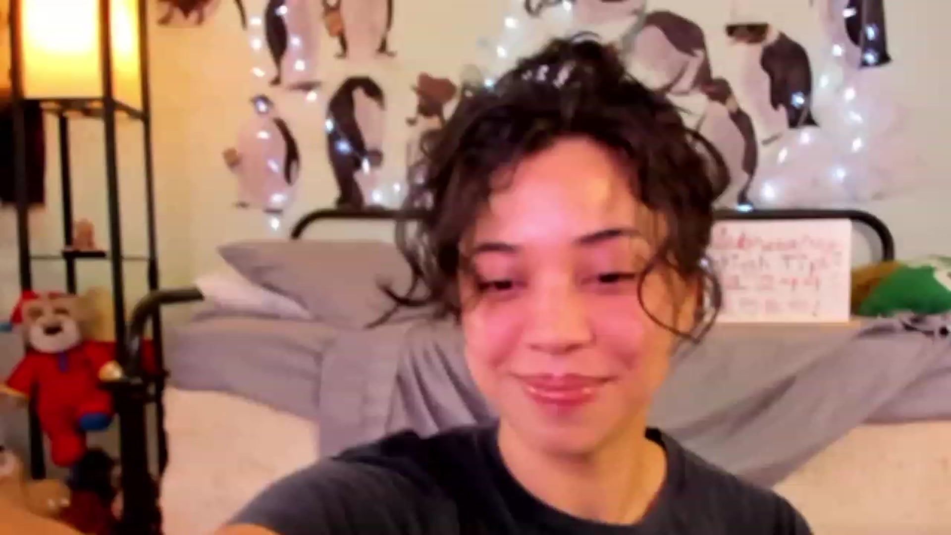 Gallery image thumbnail from KissingHigh's myfreecams stream on, 02/04/2024, 18:34 image 2 of 20