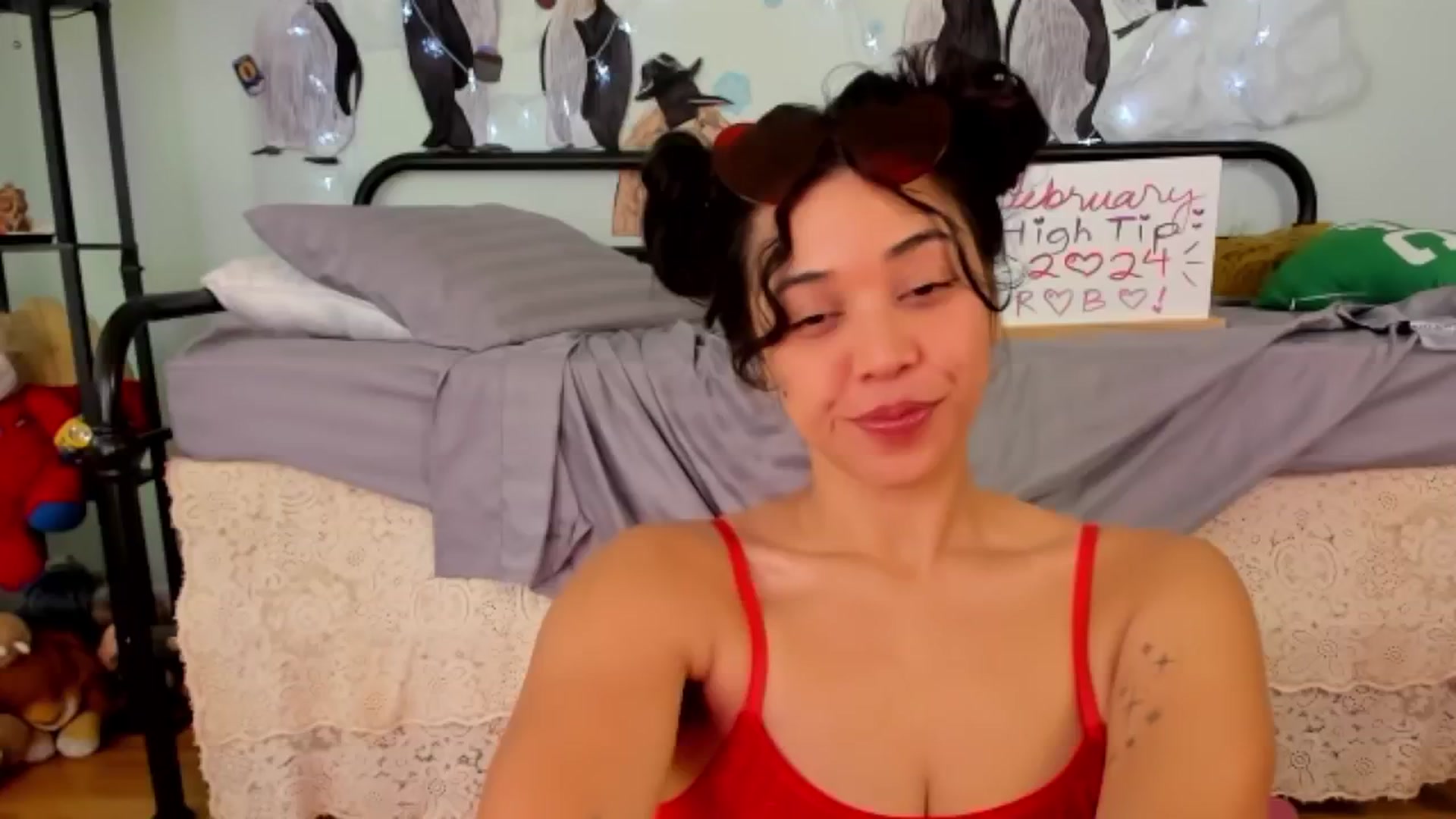 Gallery image thumbnail from KissingHigh's myfreecams stream on, 02/06/2024, 22:55 image 7 of 20