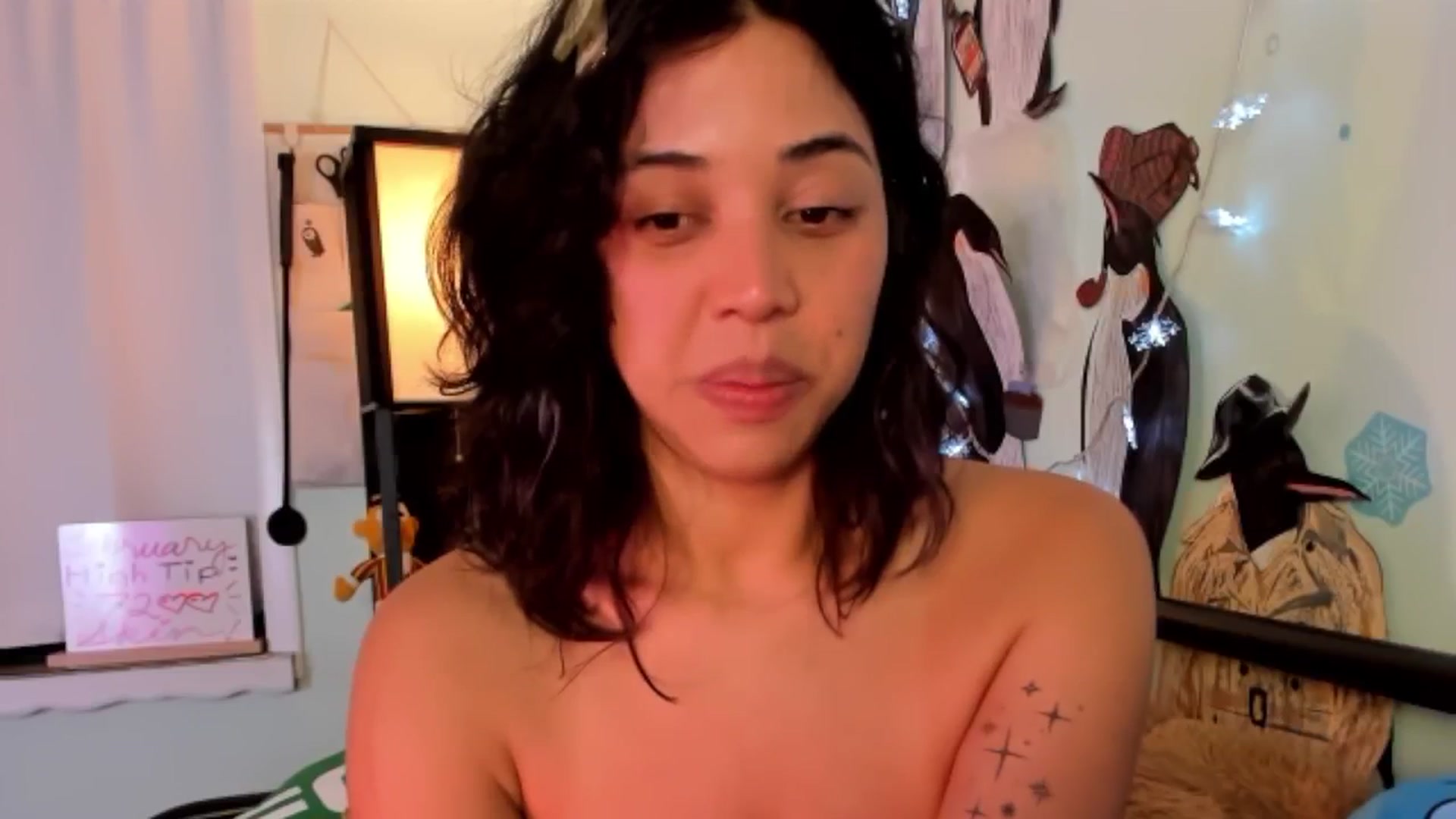 Gallery image thumbnail from KissingHigh's myfreecams stream on, 02/20/2024, 04:36 image 15 of 20