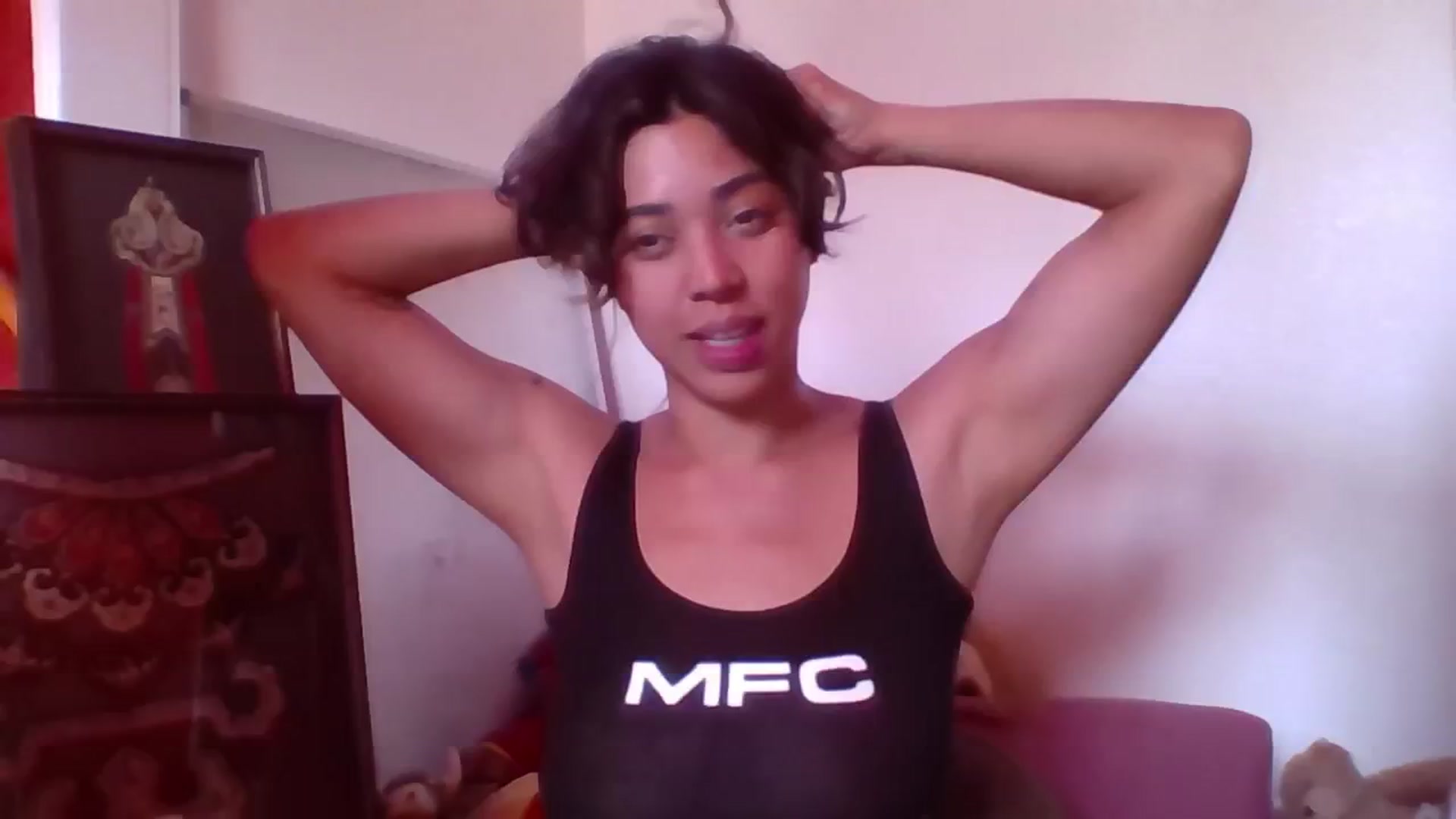 Gallery image thumbnail from KissingHigh's myfreecams stream on, 05/02/2024, 22:06 image 9 of 20