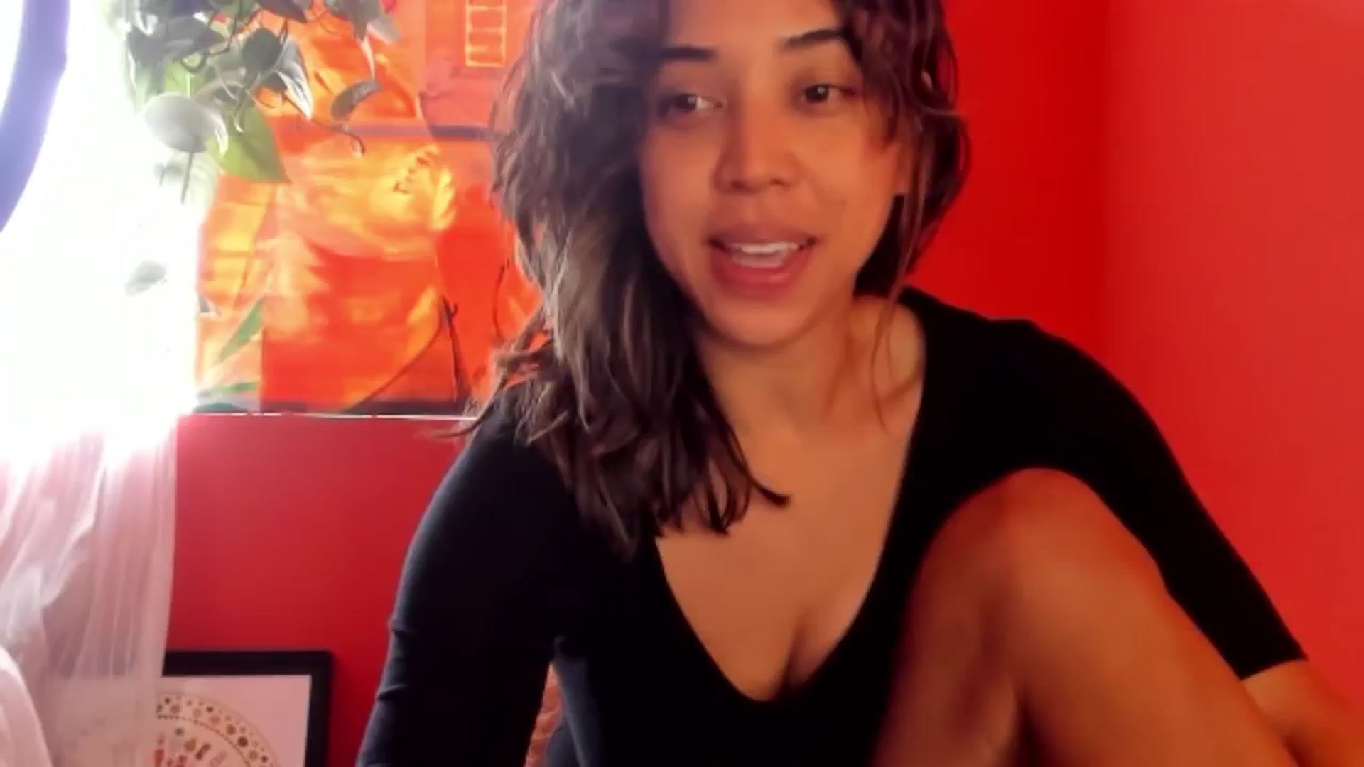 Gallery image thumbnail from KissingHigh's myfreecams stream on, 05/05/2024, 17:43 image 16 of 20