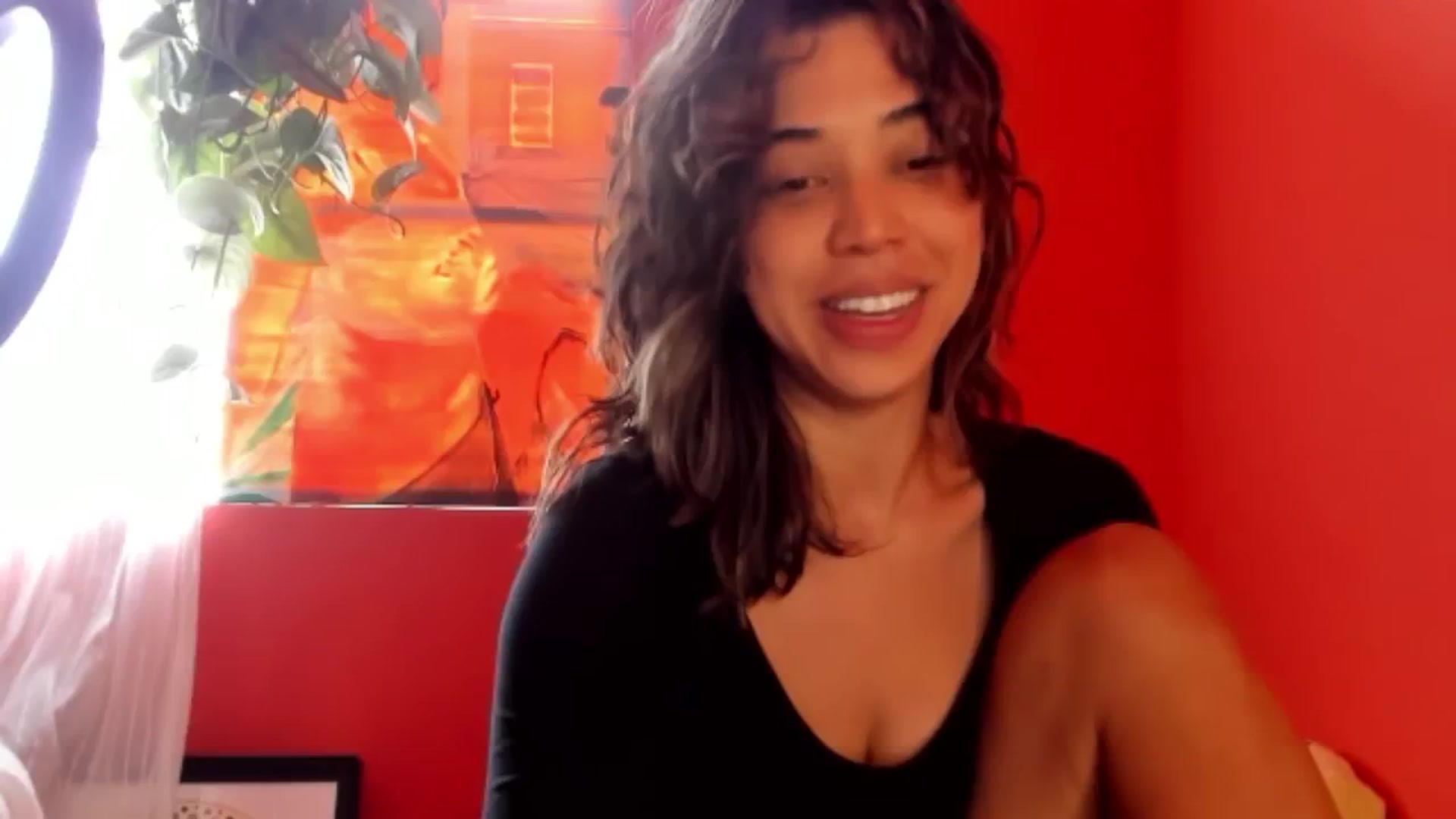 Gallery image thumbnail from KissingHigh's myfreecams stream on, 05/05/2024, 17:43 image 20 of 20