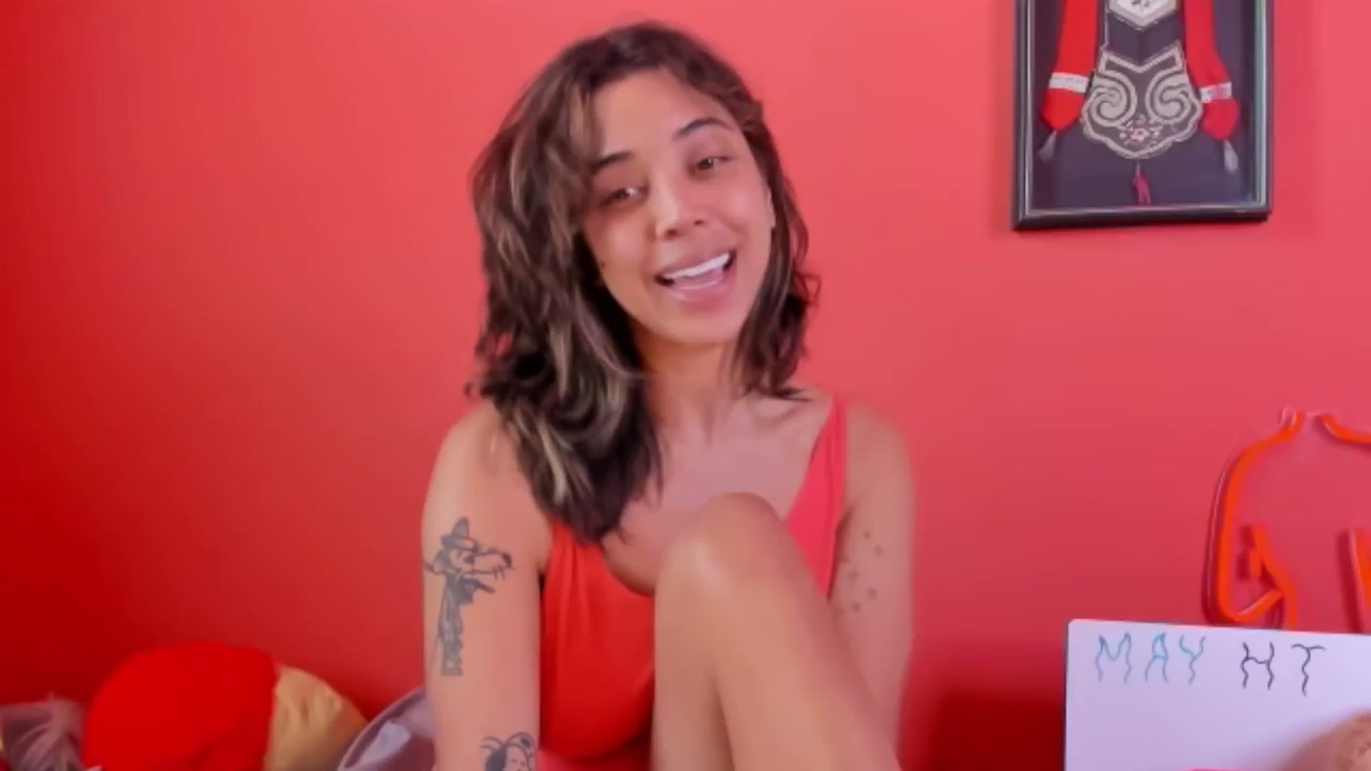 Gallery image thumbnail from KissingHigh's myfreecams stream on, 05/12/2024, 18:20 image 6 of 20