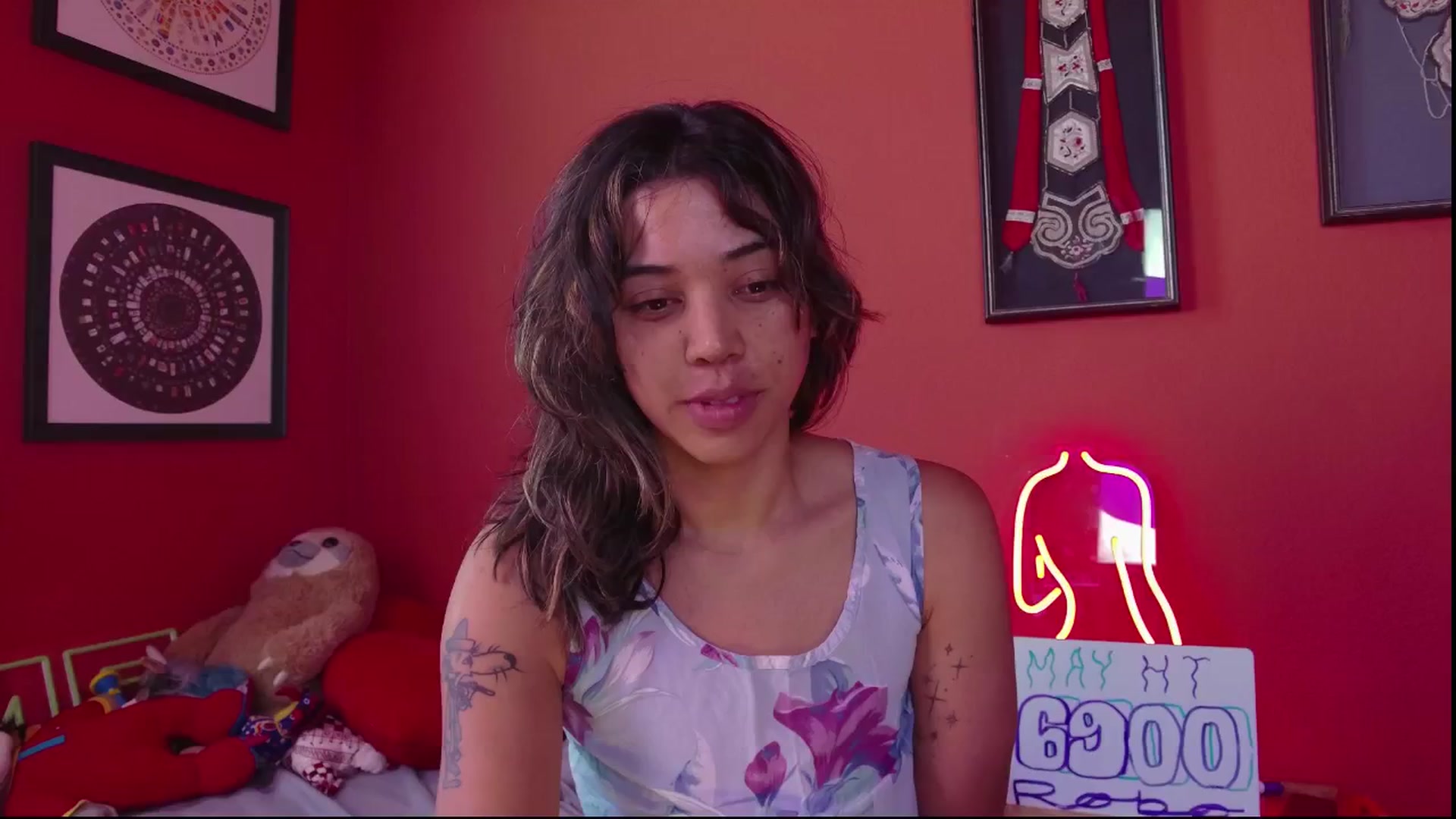 Gallery image thumbnail from KissingHigh's myfreecams stream on, 06/02/2024, 16:46 image 6 of 20