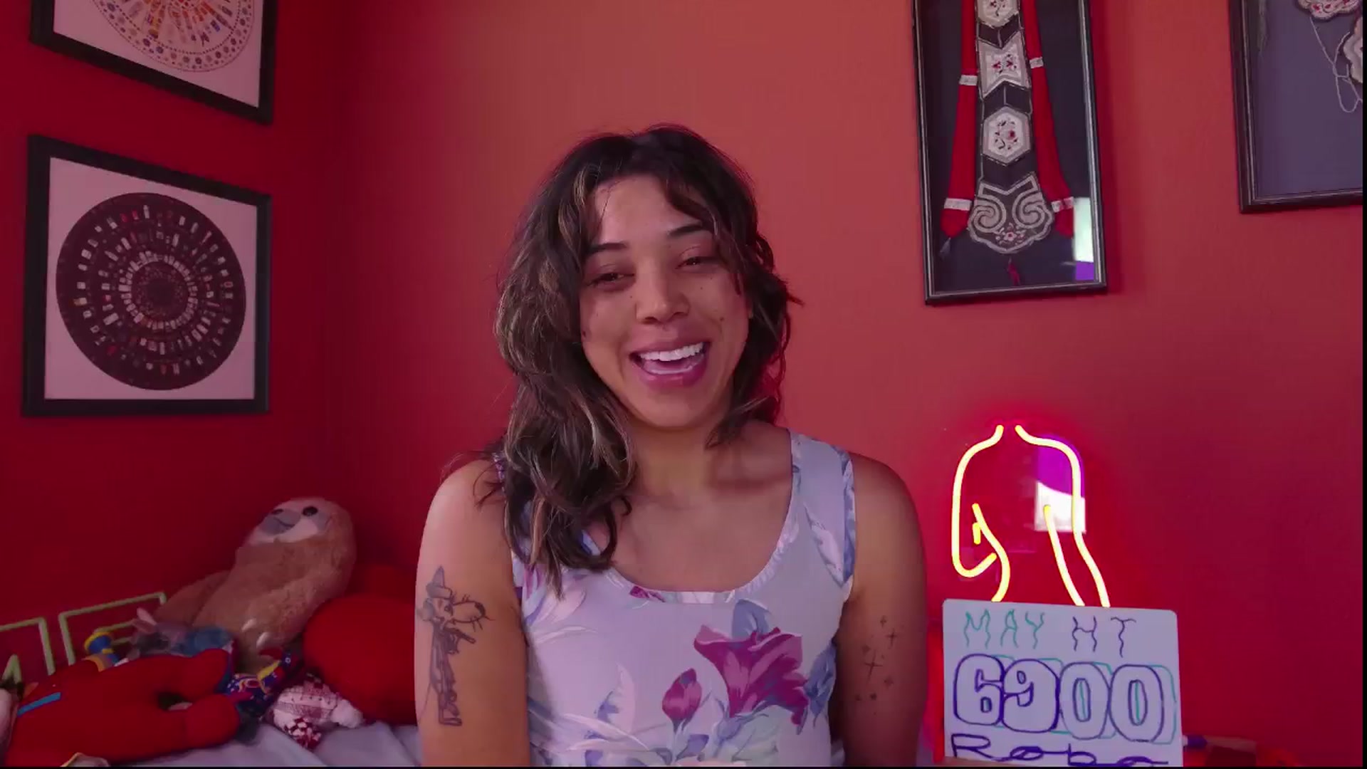 Gallery image thumbnail from KissingHigh's myfreecams stream on, 06/02/2024, 16:46 image 9 of 20