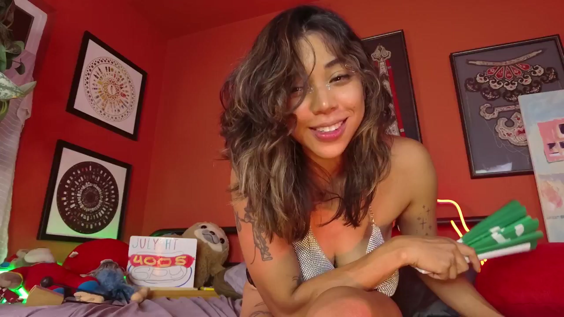 Gallery image thumbnail from KissingHigh's myfreecams stream on, 07/12/2024, 05:45 image 8 of 20