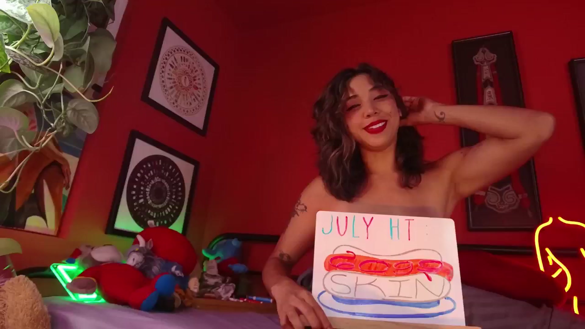 Gallery image thumbnail from KissingHigh's myfreecams stream on, 07/21/2024, 06:36 image 15 of 20