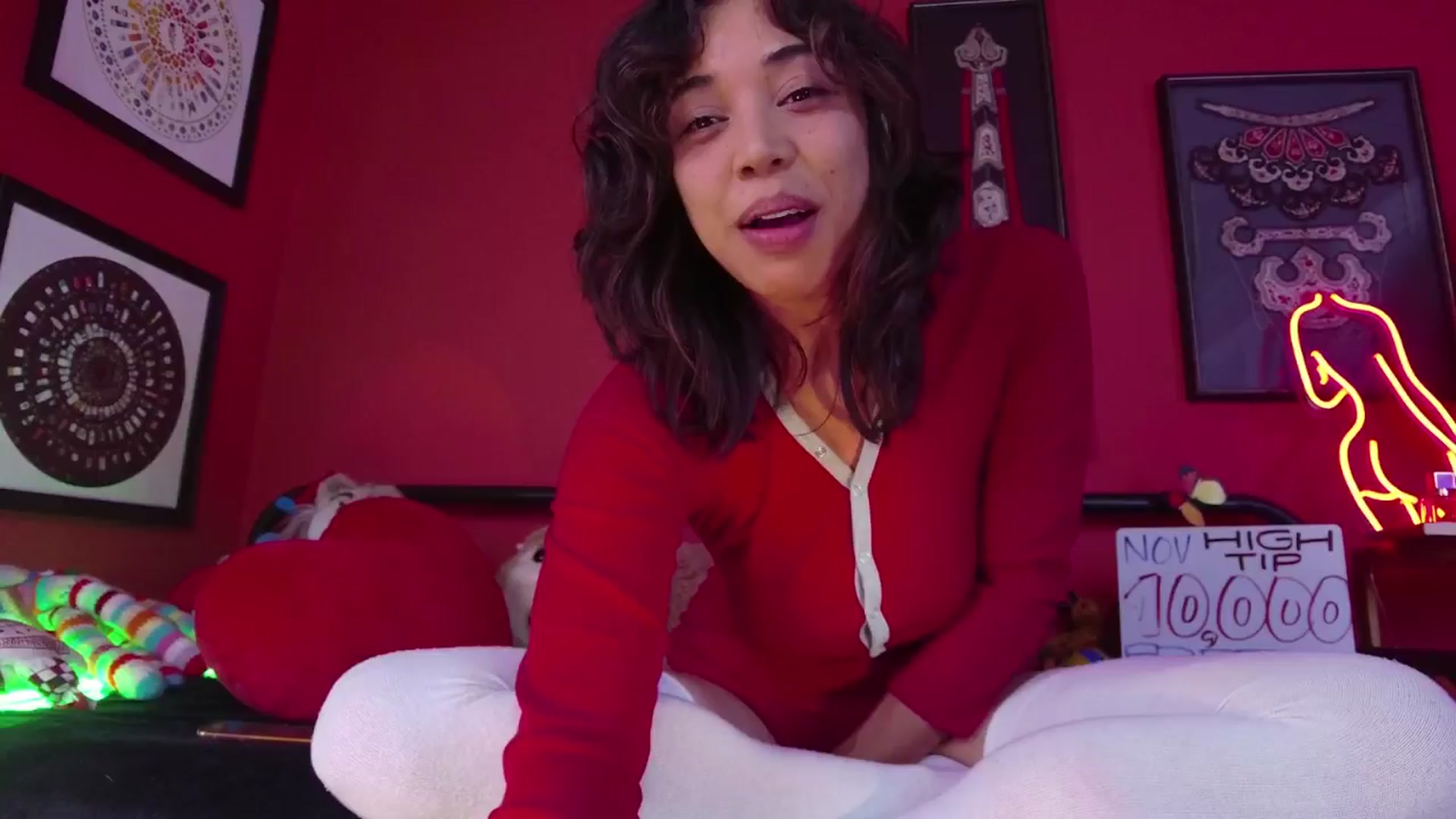 Gallery image thumbnail from KissingHigh's myfreecams stream on, 11/22/2024, 06:07 image 3 of 20