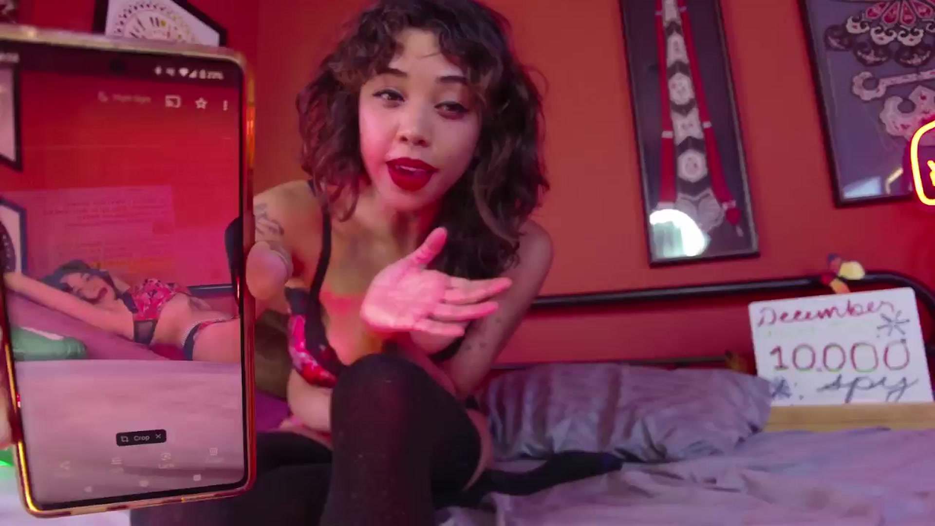 Gallery image thumbnail from KissingHigh's myfreecams stream on, 12/24/2024, 05:30 image 1 of 20
