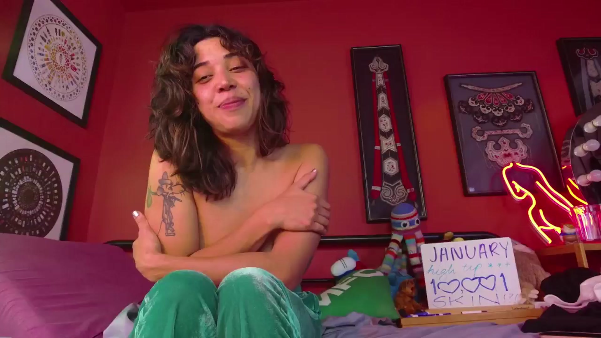 Gallery image thumbnail from KissingHigh's myfreecams stream on, 01/31/2025, 05:02 image 13 of 20