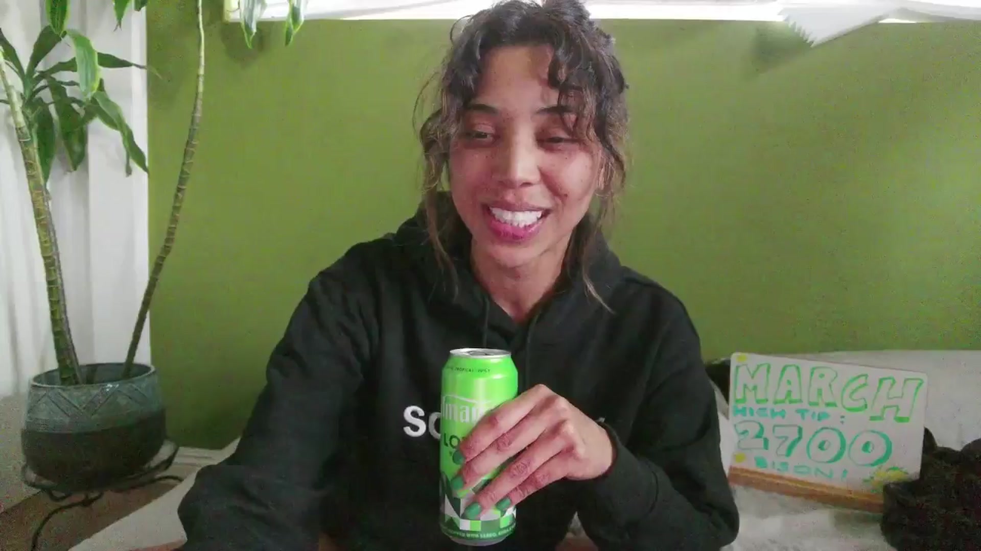 Gallery image thumbnail from KissingHigh's myfreecams stream on, 03/20/2025, 02:39 image 3 of 20