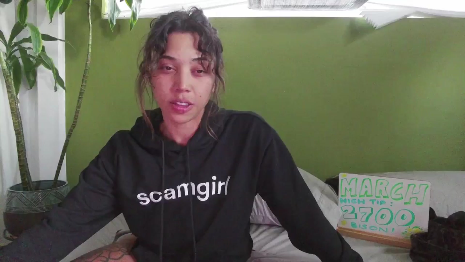 Gallery image thumbnail from KissingHigh's myfreecams stream on, 03/20/2025, 02:39 image 2 of 20
